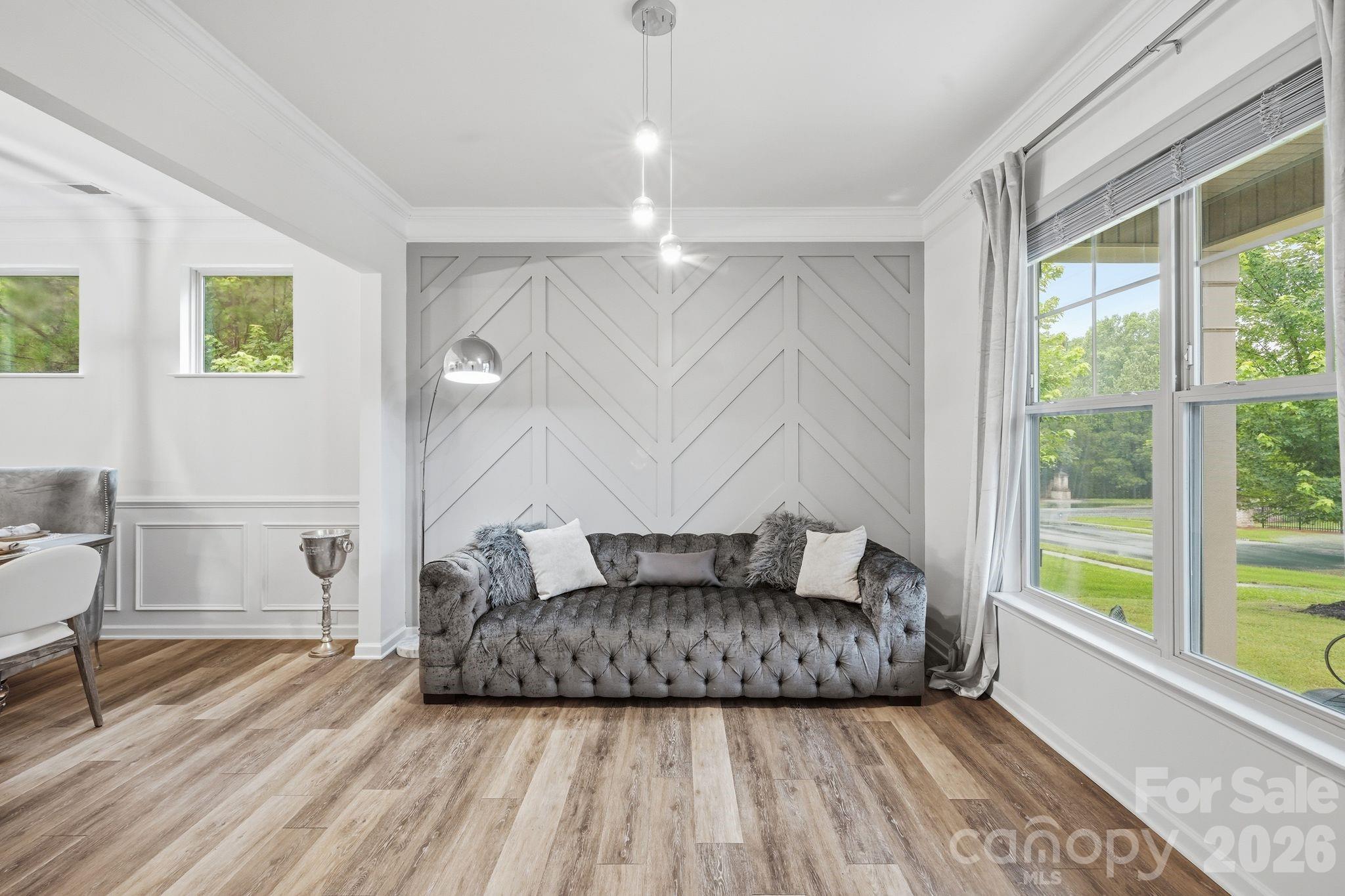 4870 Summerside Drive — Clover