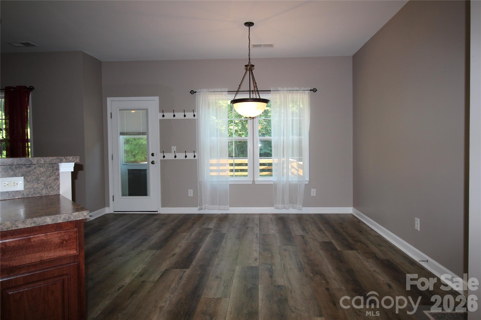 1034 Arrowhead Drive SE — Concord