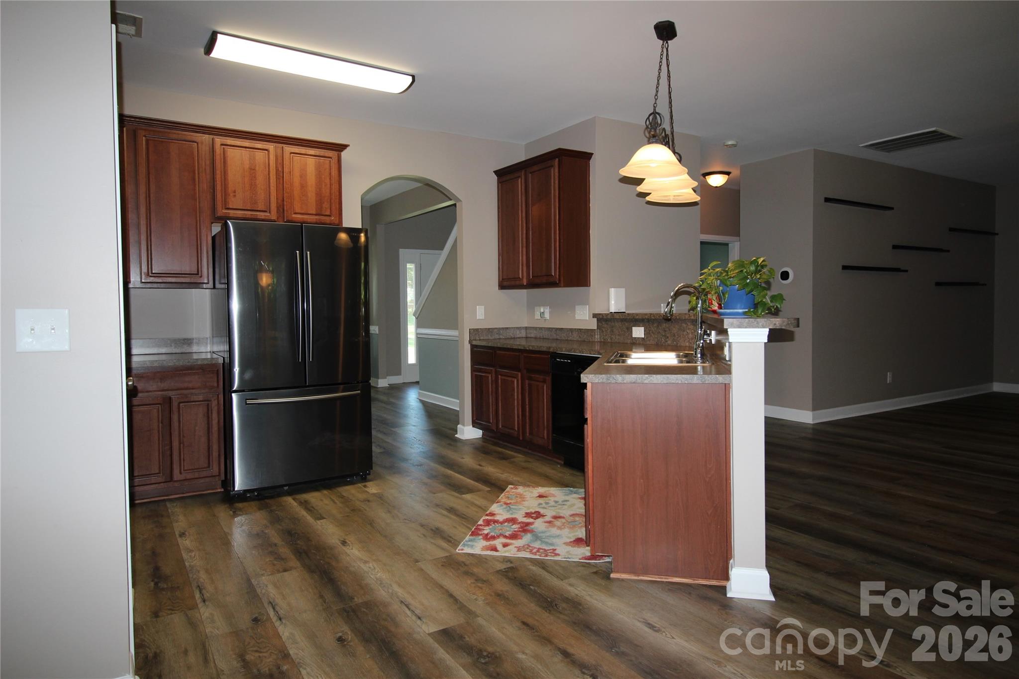 1034 Arrowhead Drive SE — Concord