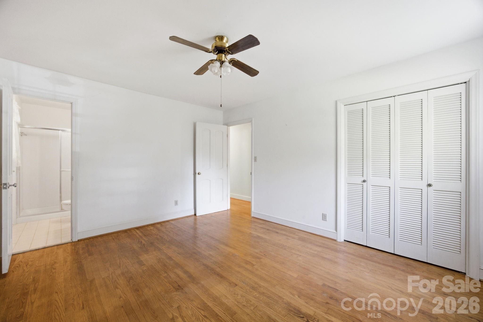 8801 Holiday Drive — Charlotte