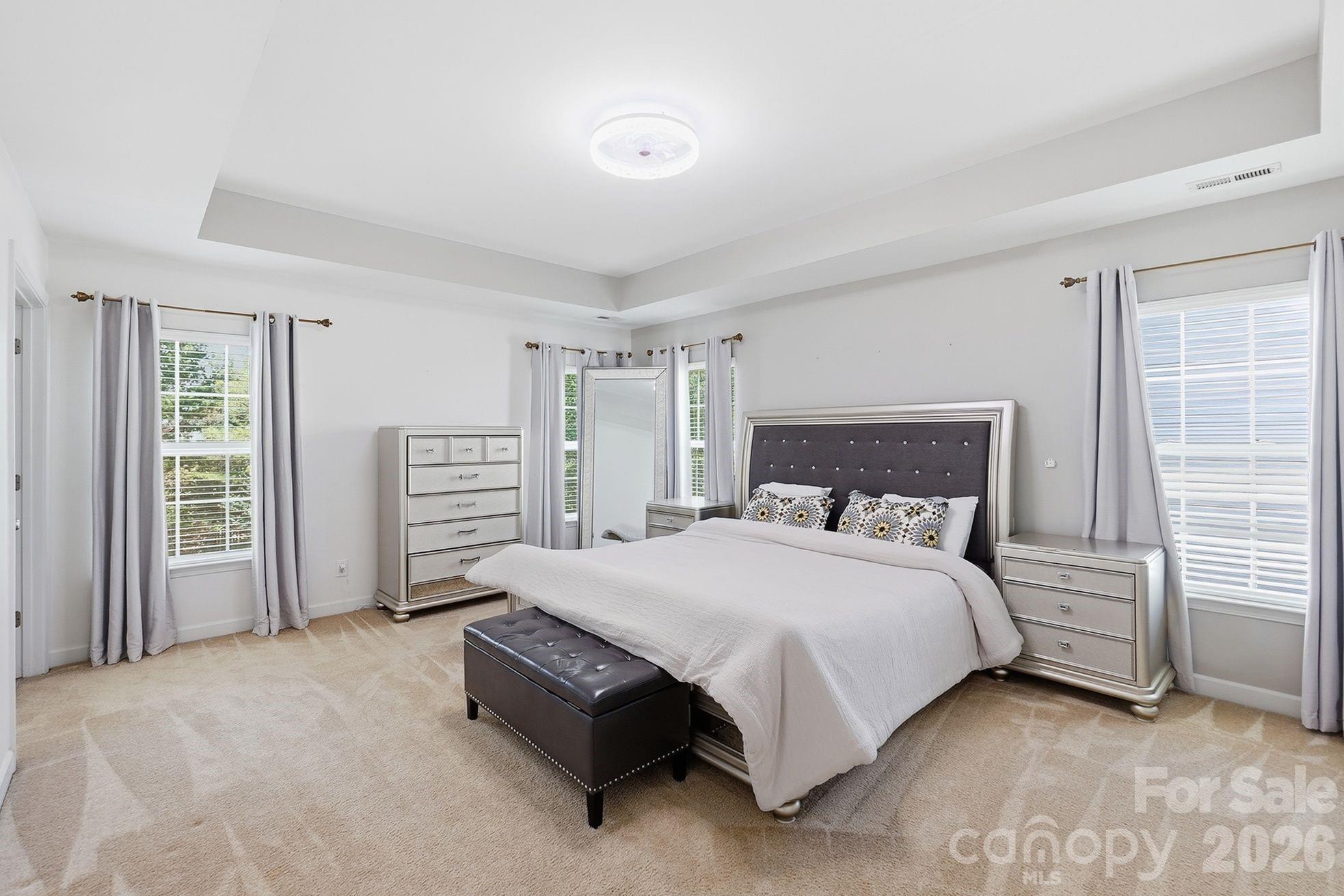 8120 Madrigal Court — Waxhaw