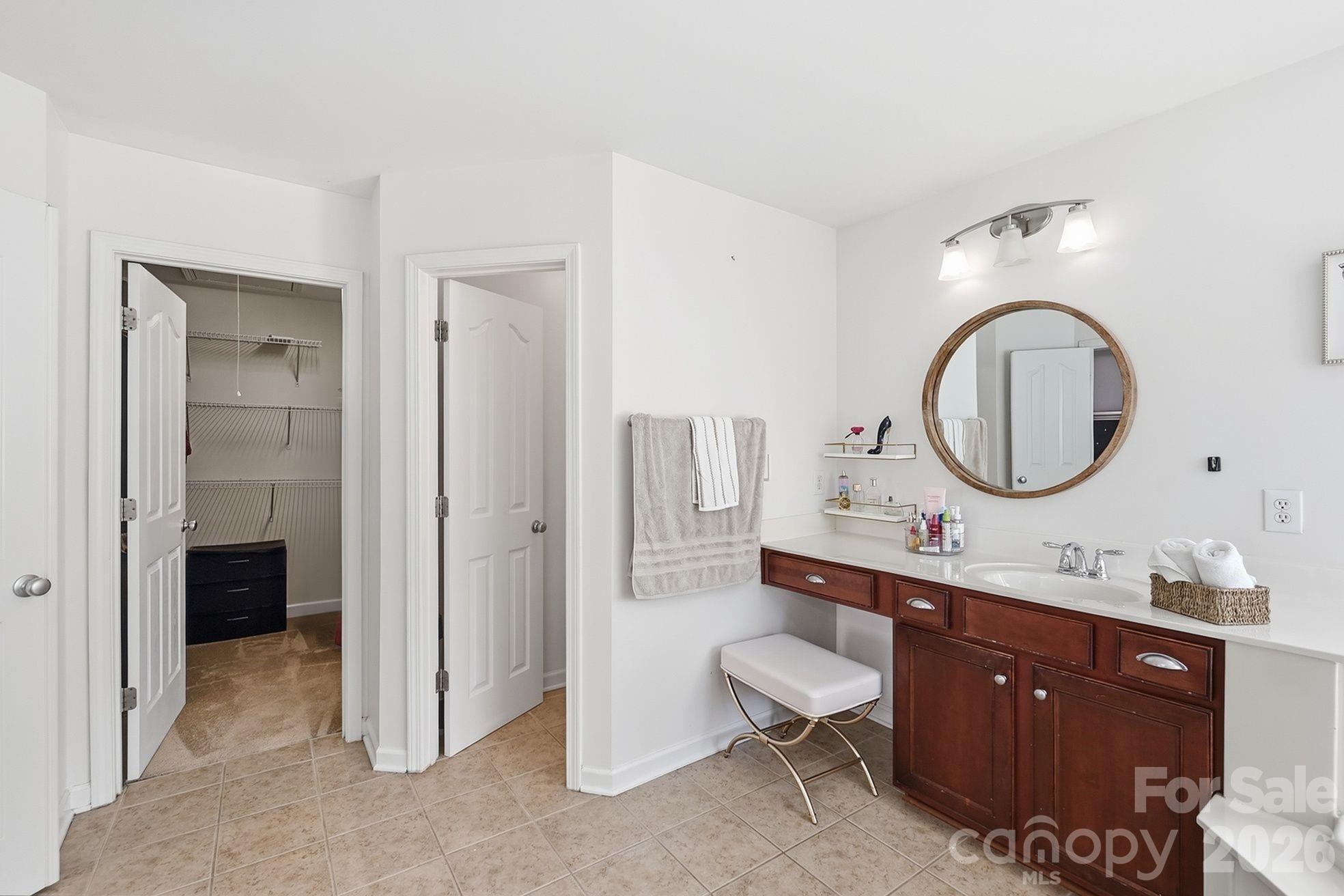 8120 Madrigal Court — Waxhaw