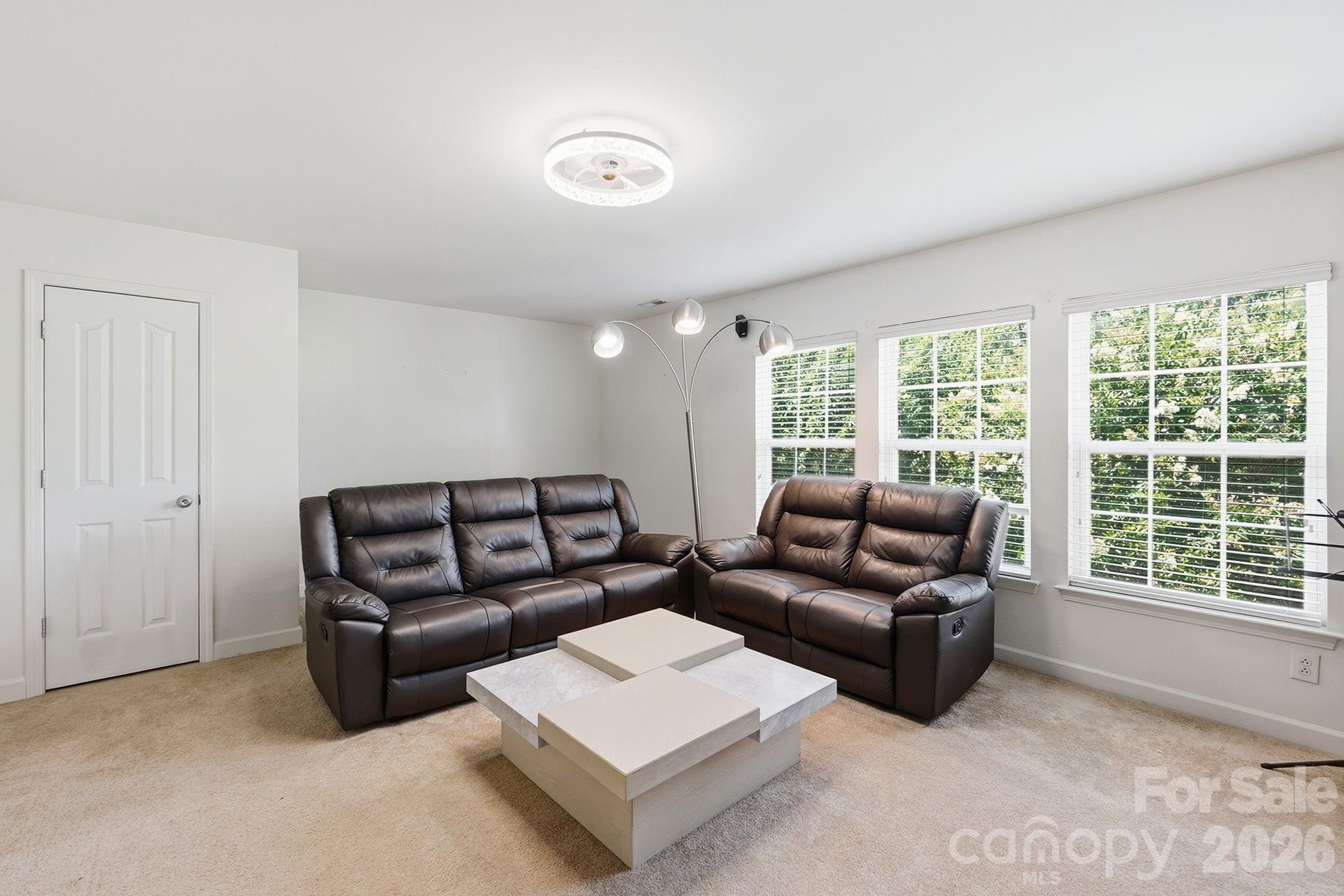 8120 Madrigal Court — Waxhaw