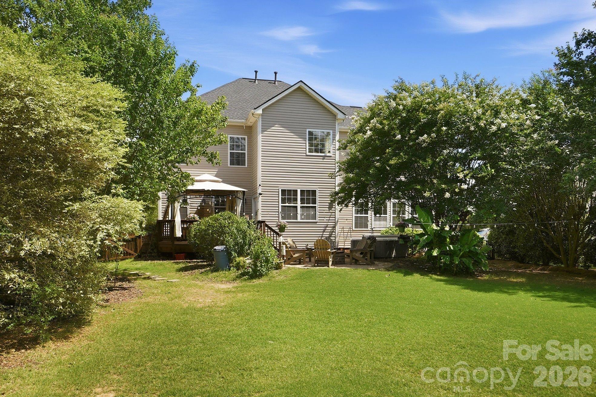 8120 Madrigal Court — Waxhaw