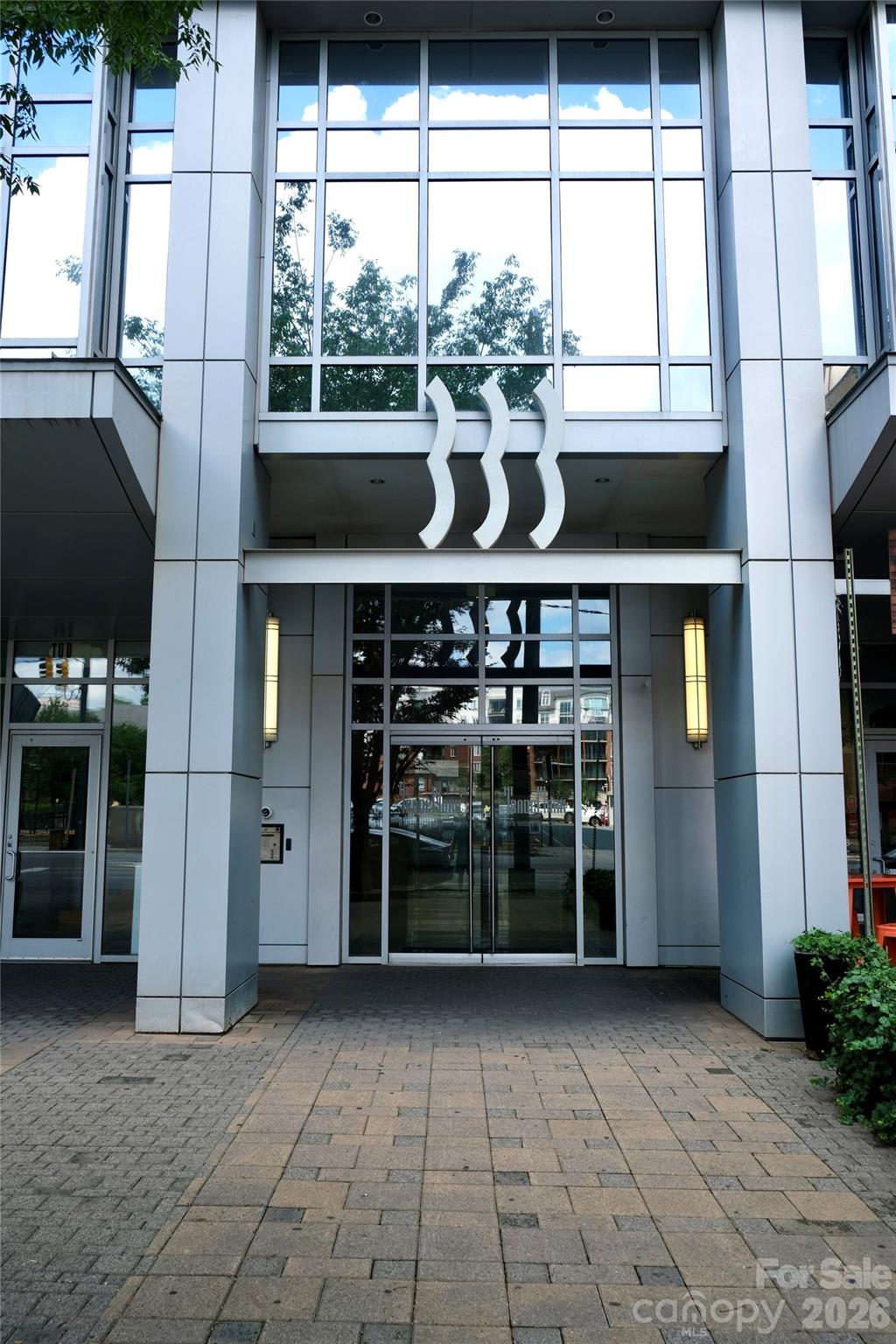 333 W Trade Street #1210 — Charlotte