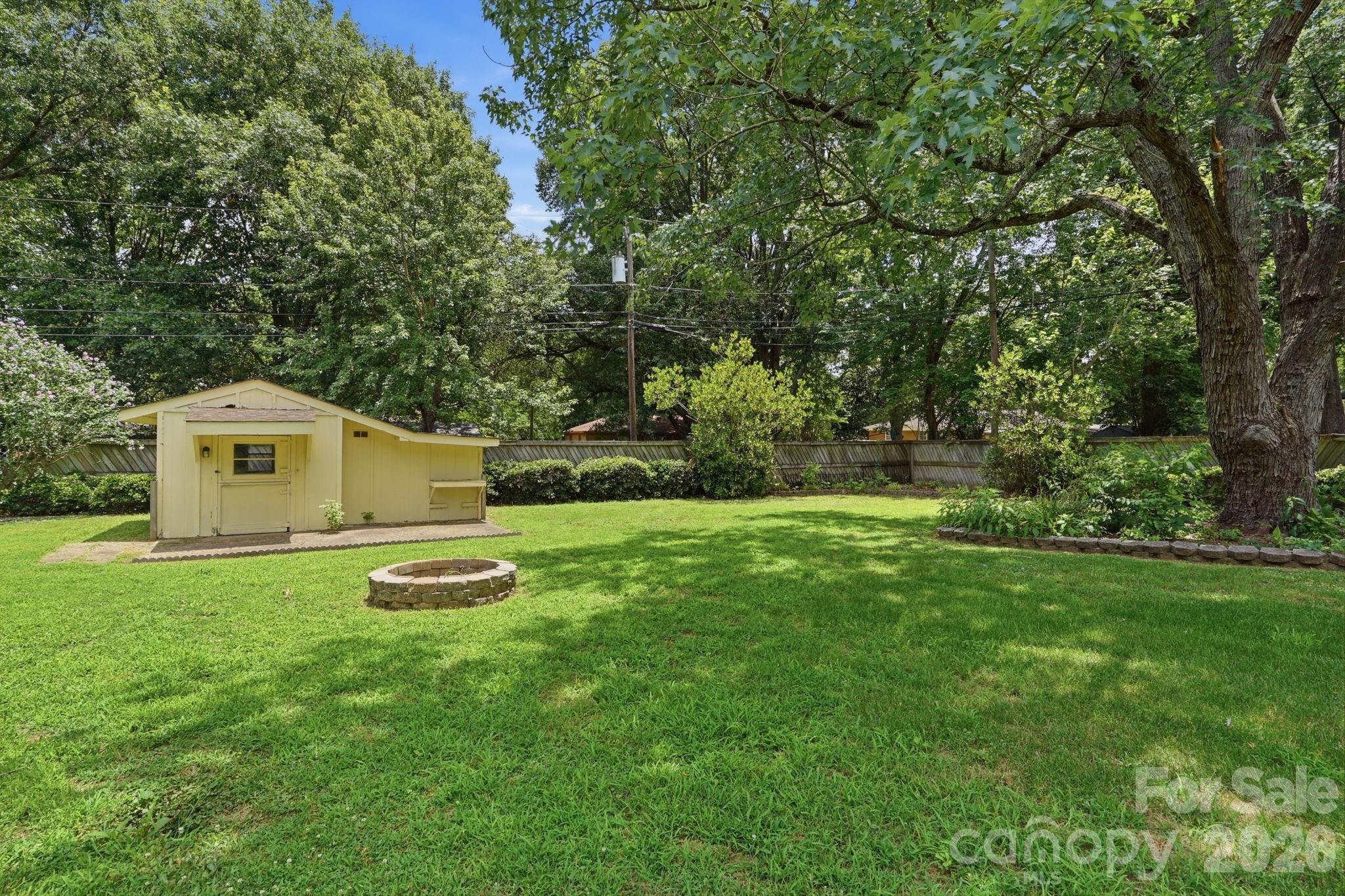 218 Drye Lane — Matthews