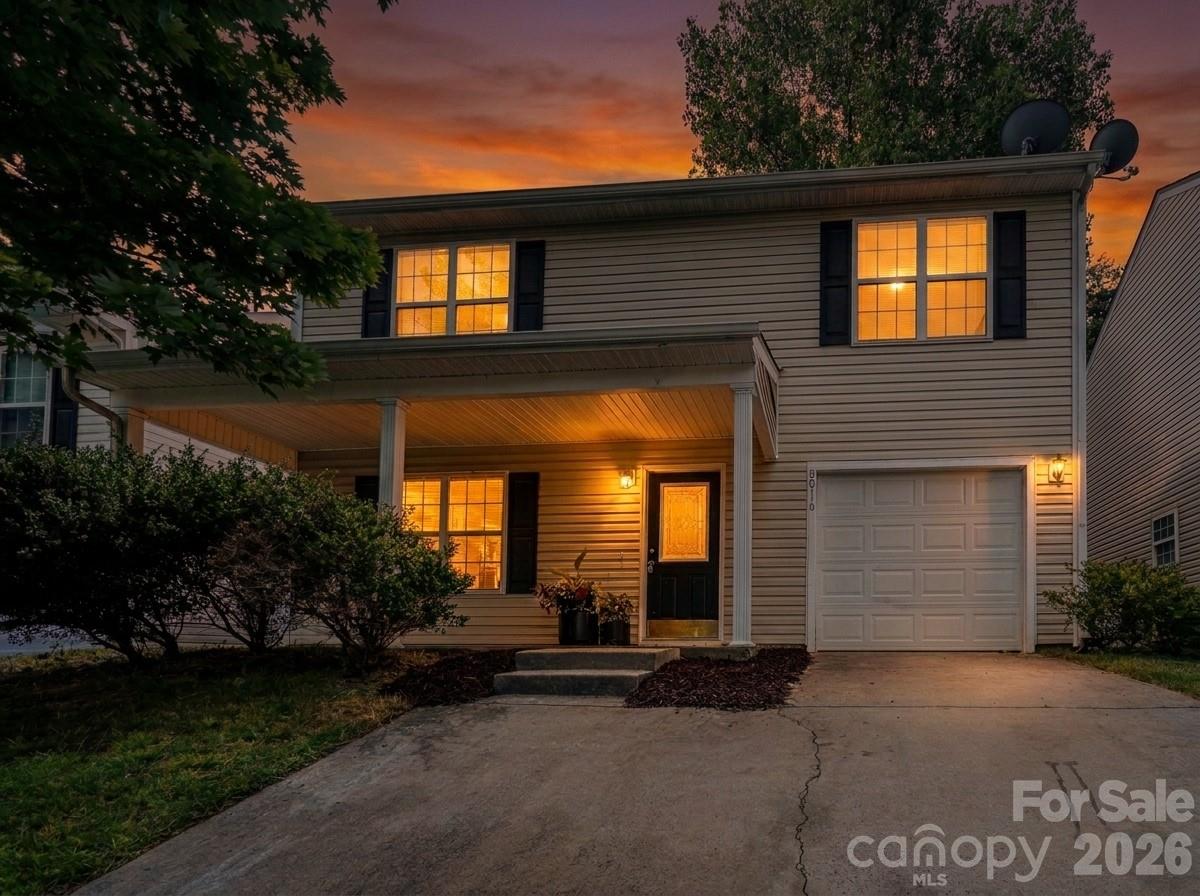 8016 Bronze Pike Drive — Charlotte