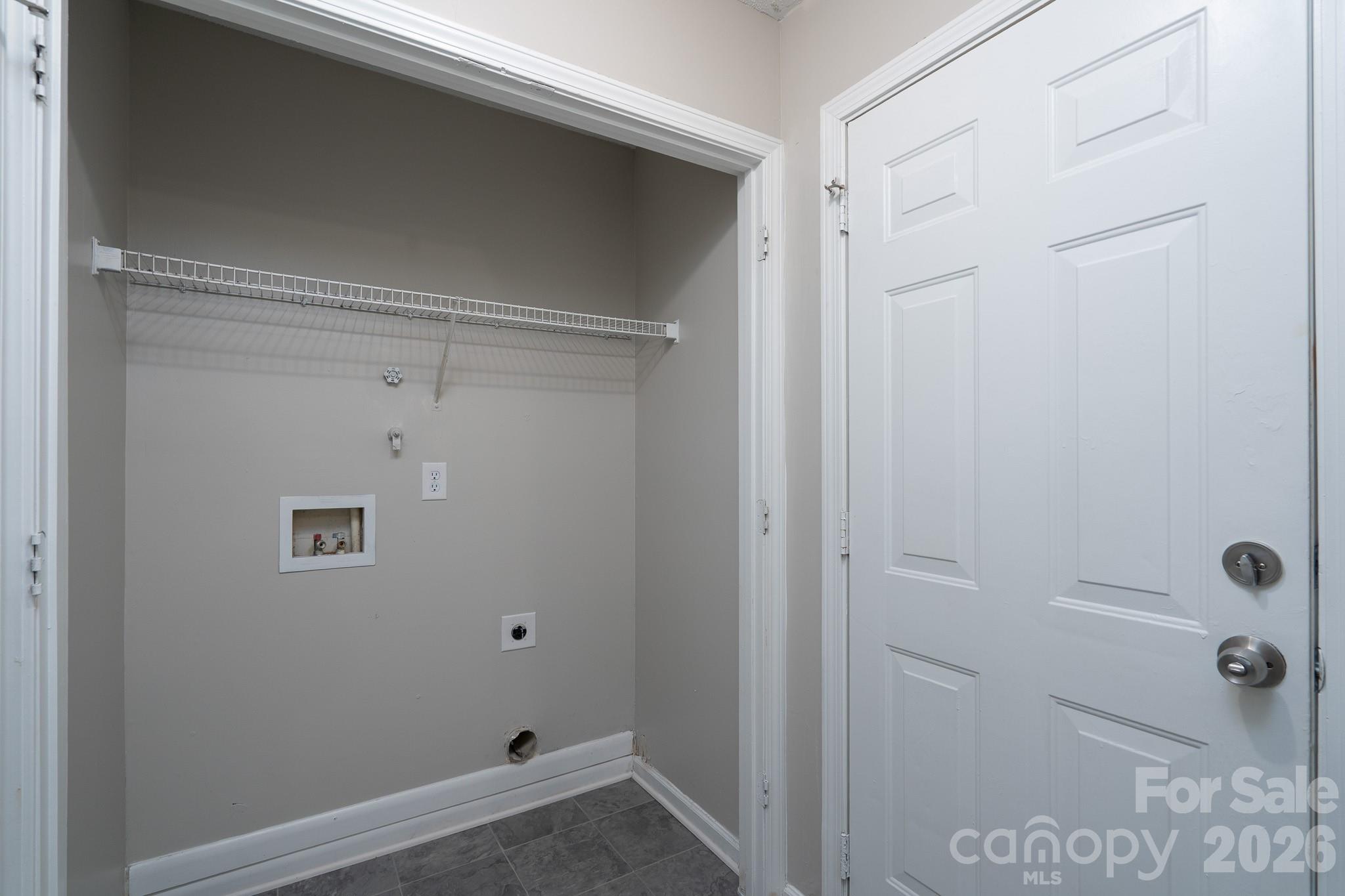 8016 Bronze Pike Drive — Charlotte