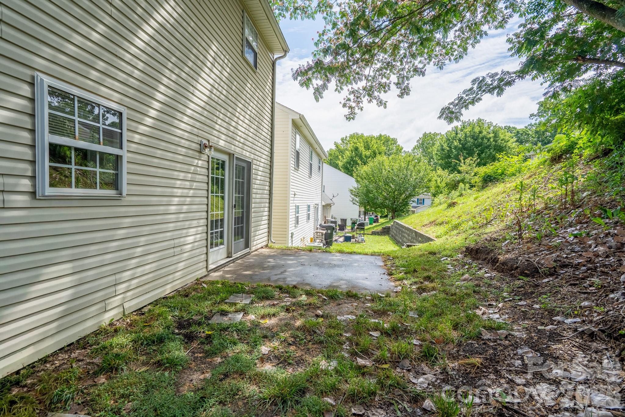 8016 Bronze Pike Drive — Charlotte