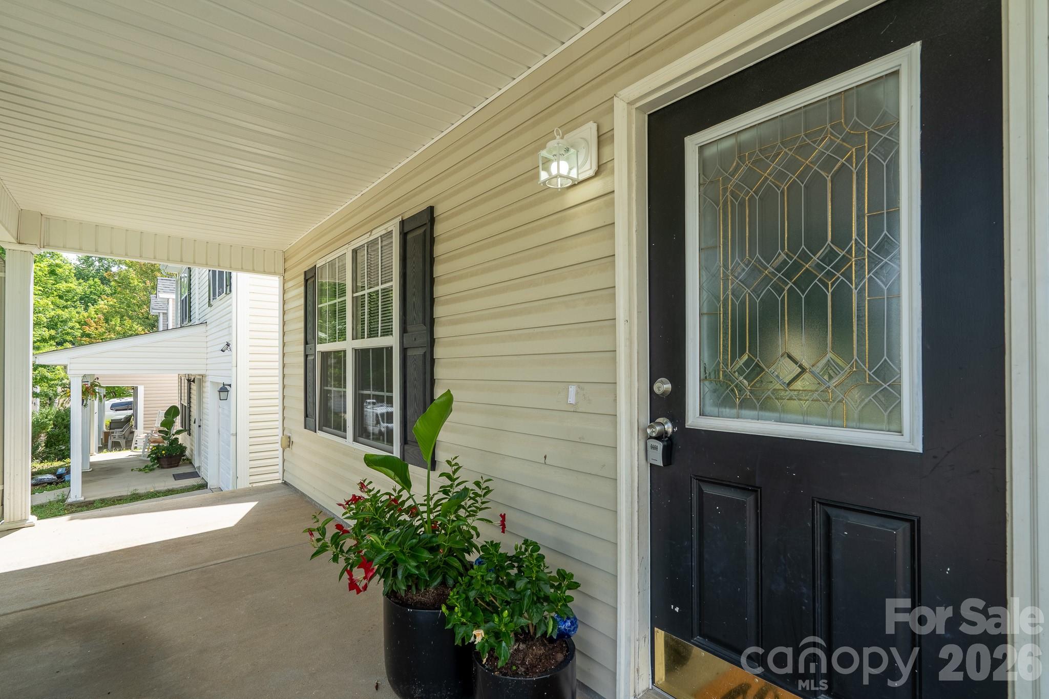 8016 Bronze Pike Drive — Charlotte