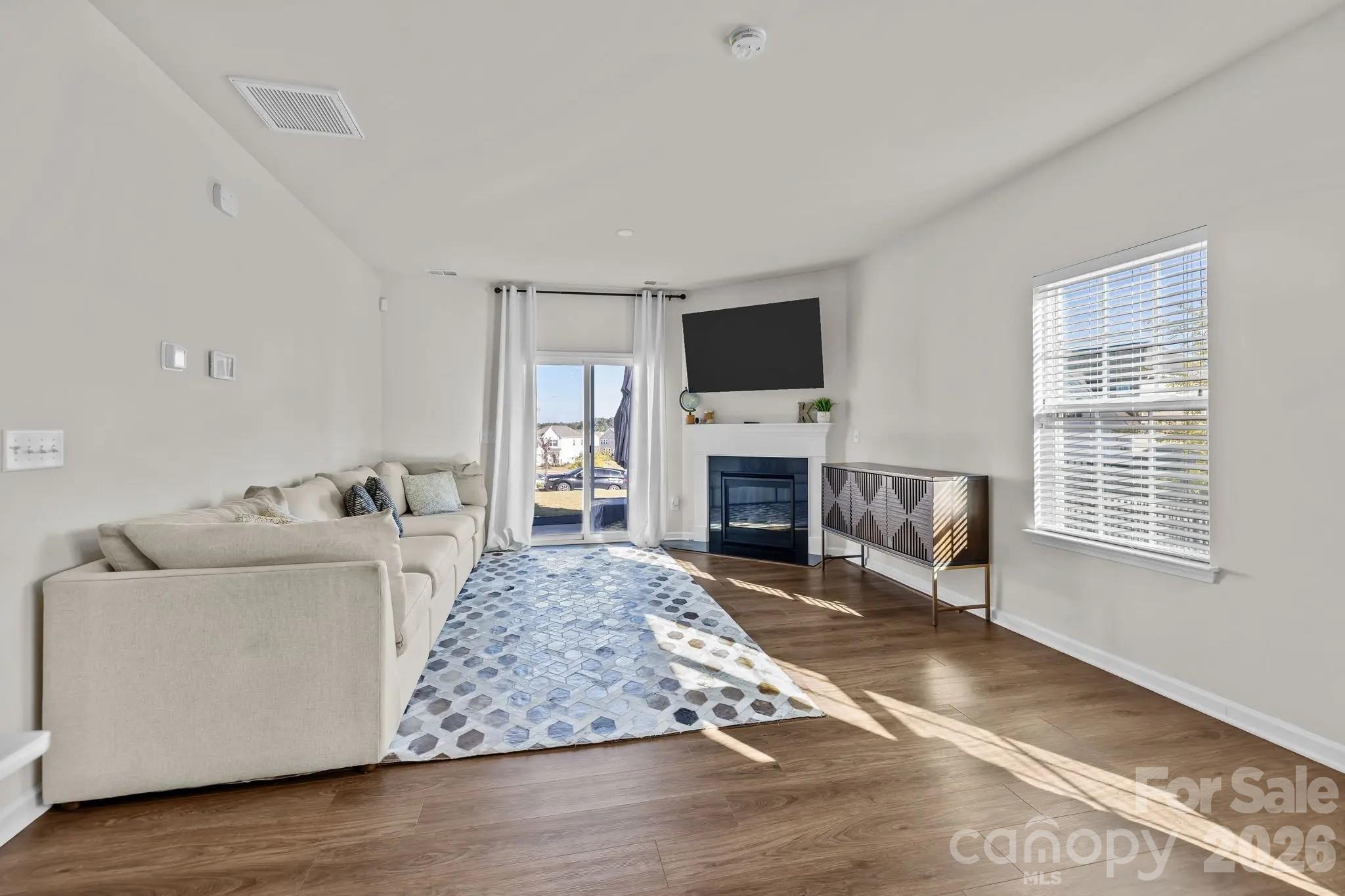 18045 Stark Way — Charlotte