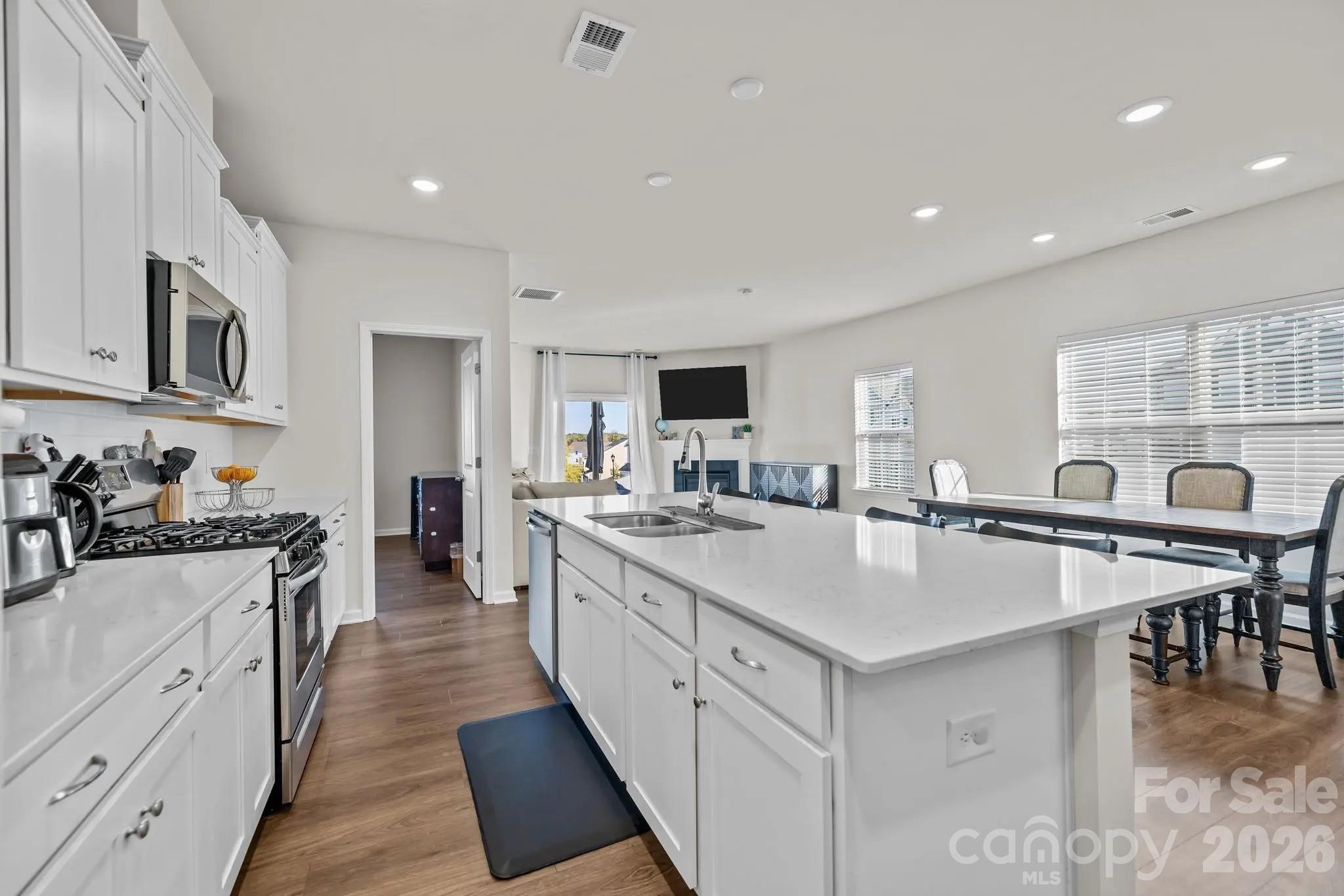 18045 Stark Way — Charlotte