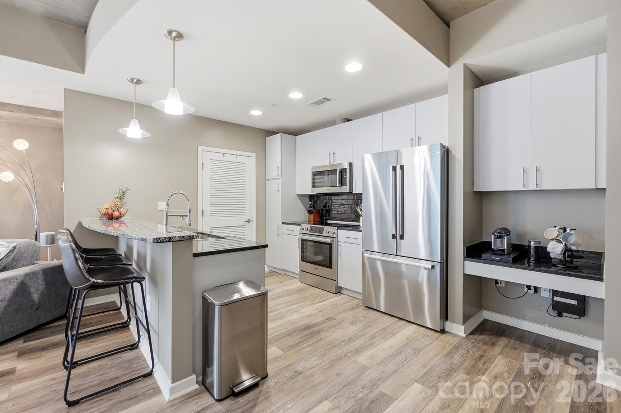 210 N Church Street #1803 — Charlotte