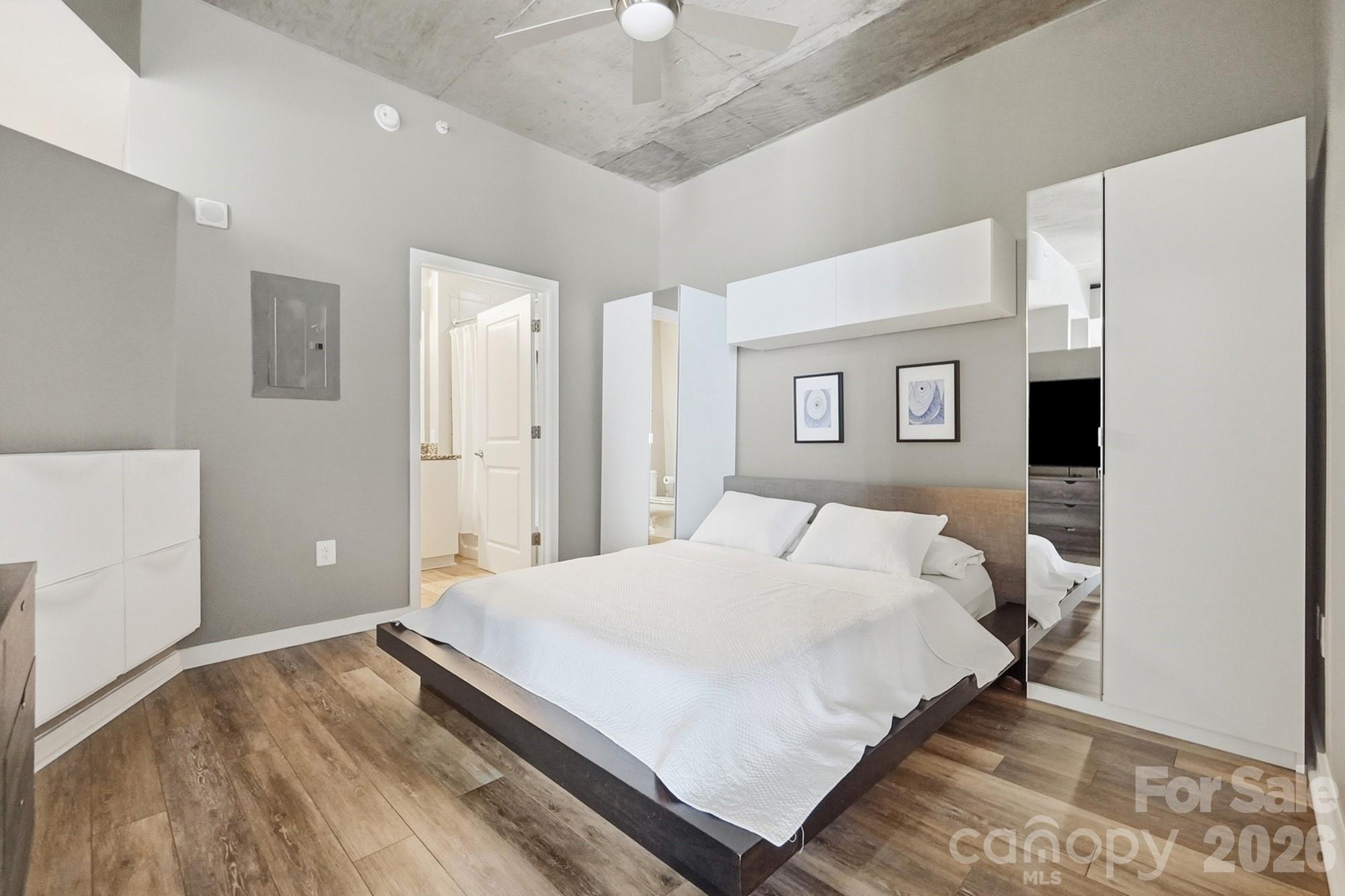 210 N Church Street #1803 — Charlotte