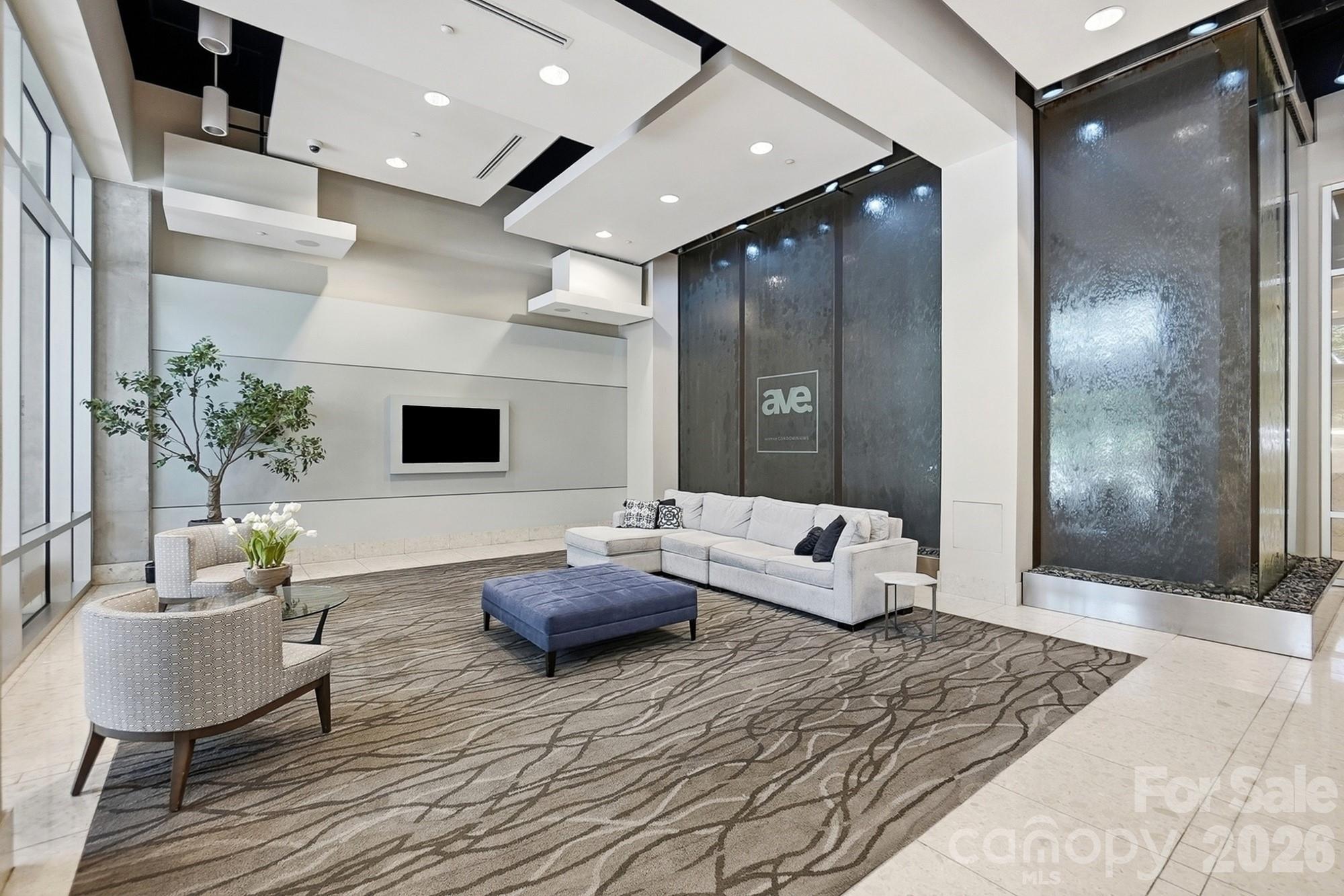 210 N Church Street #1803 — Charlotte