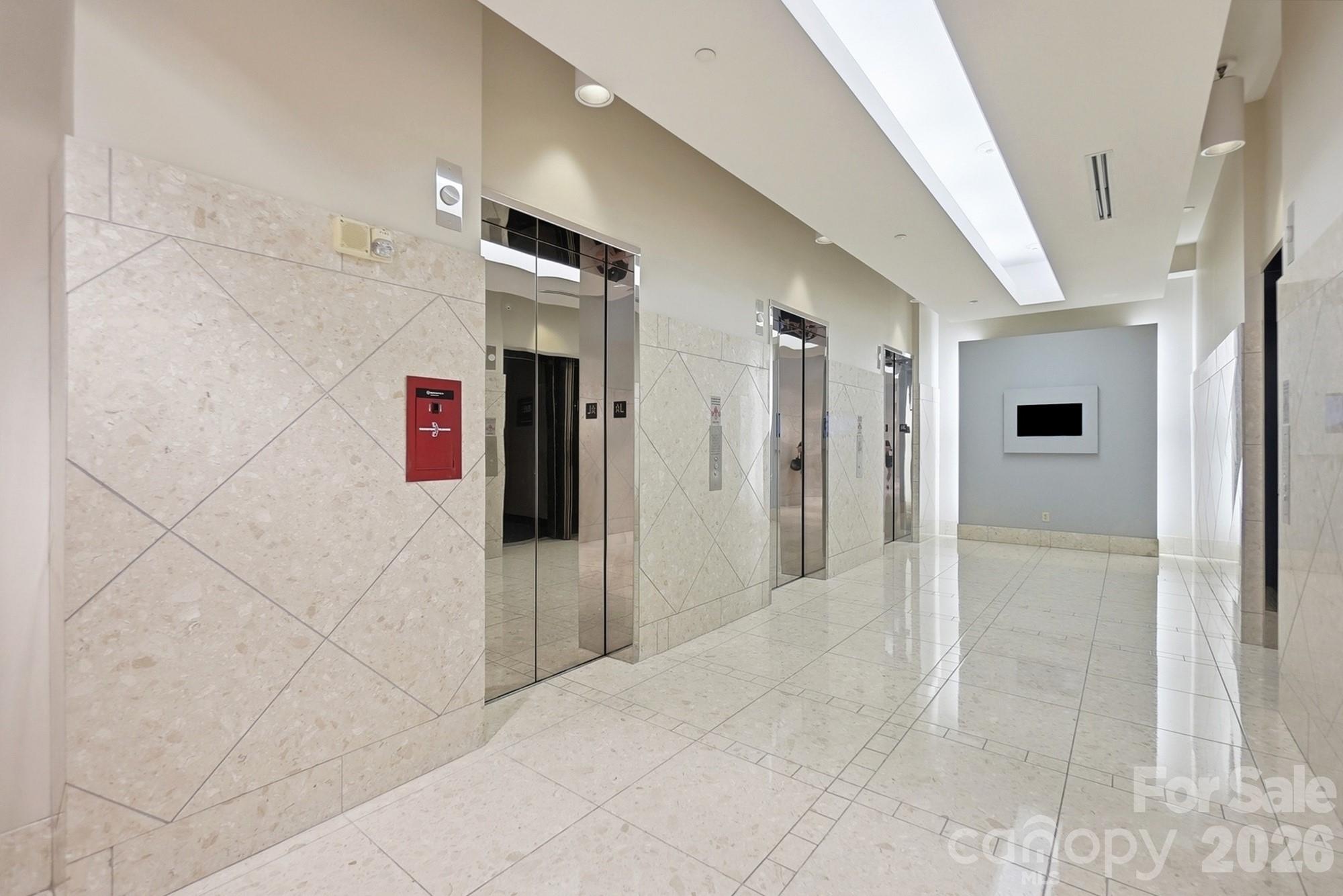 210 N Church Street #1803 — Charlotte