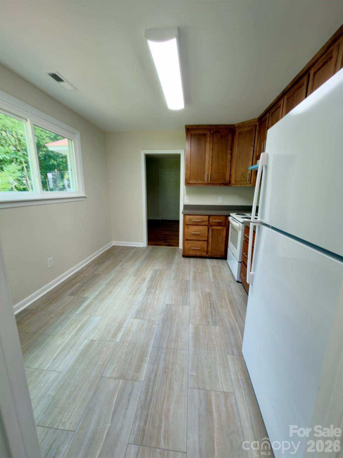 631 Forest Drive — Robbins