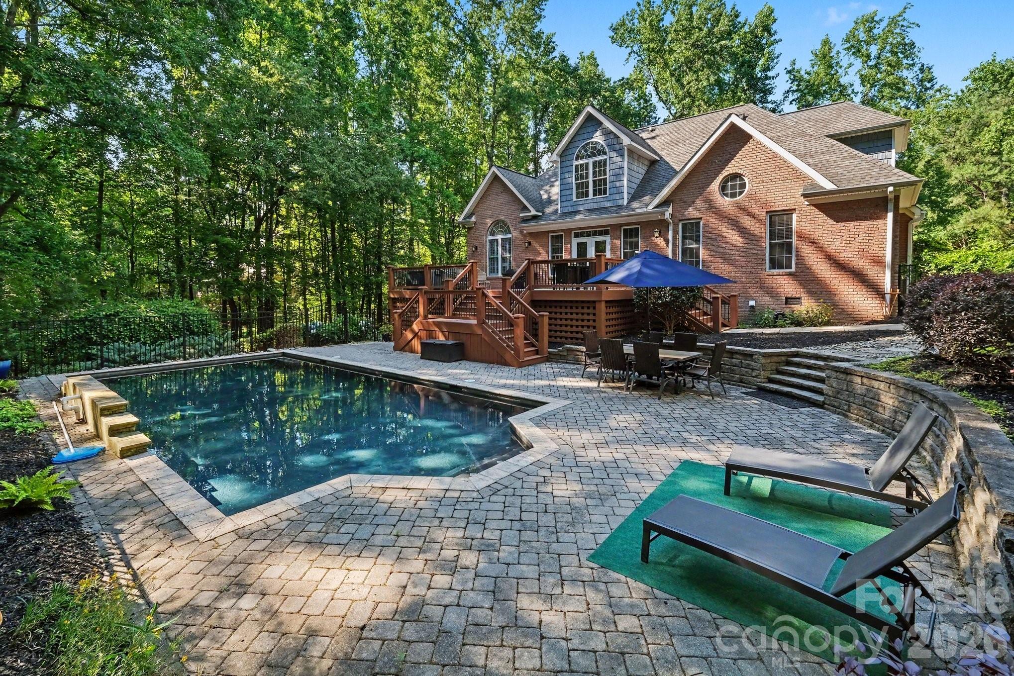 105 Orchard Ridge Road — Locust