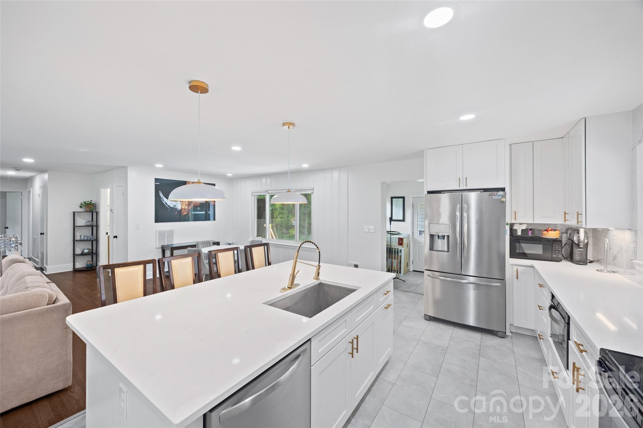 5731 Brookhaven Road — Charlotte