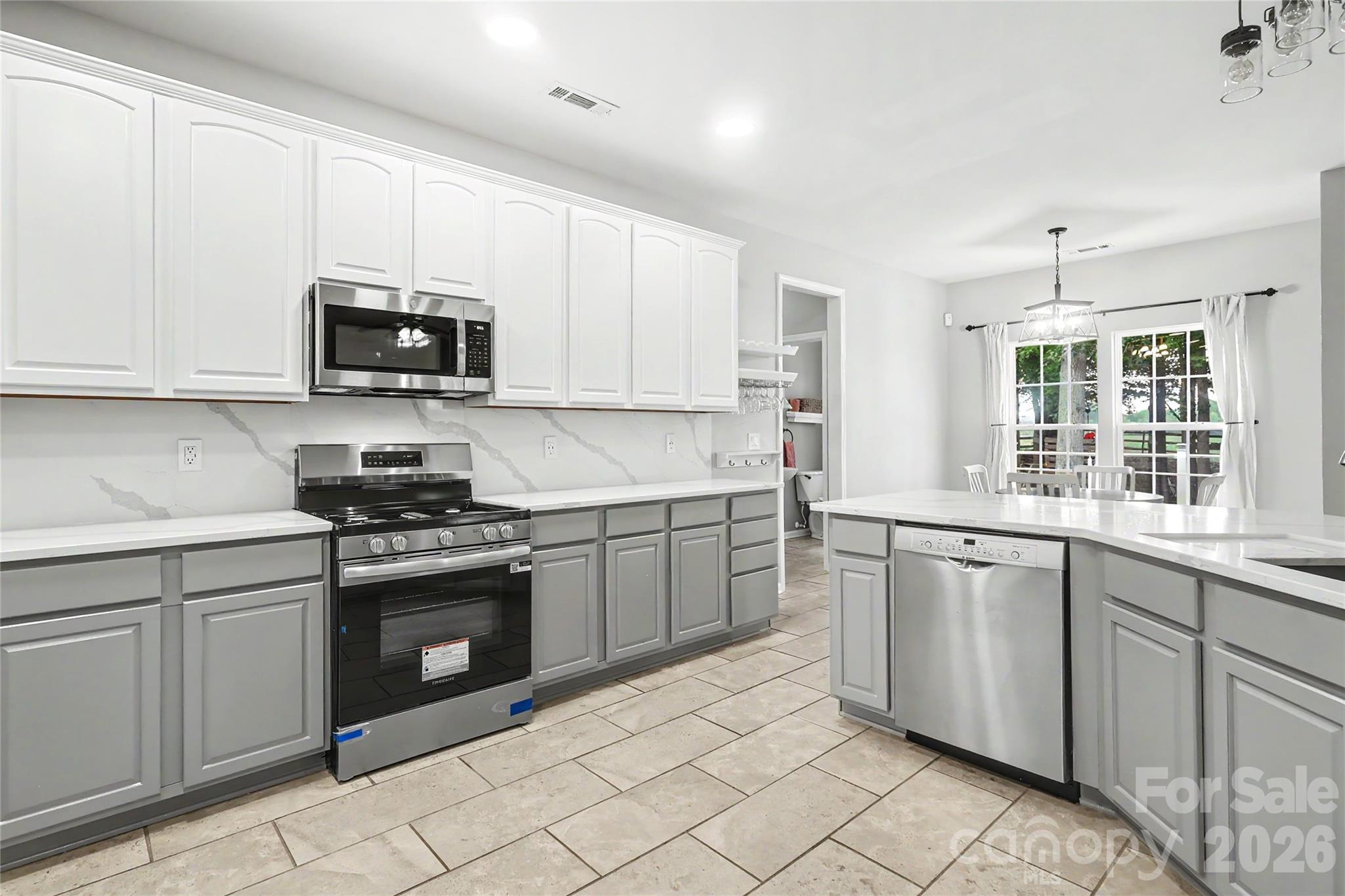 8712 Cool Meadow Drive — Huntersville
