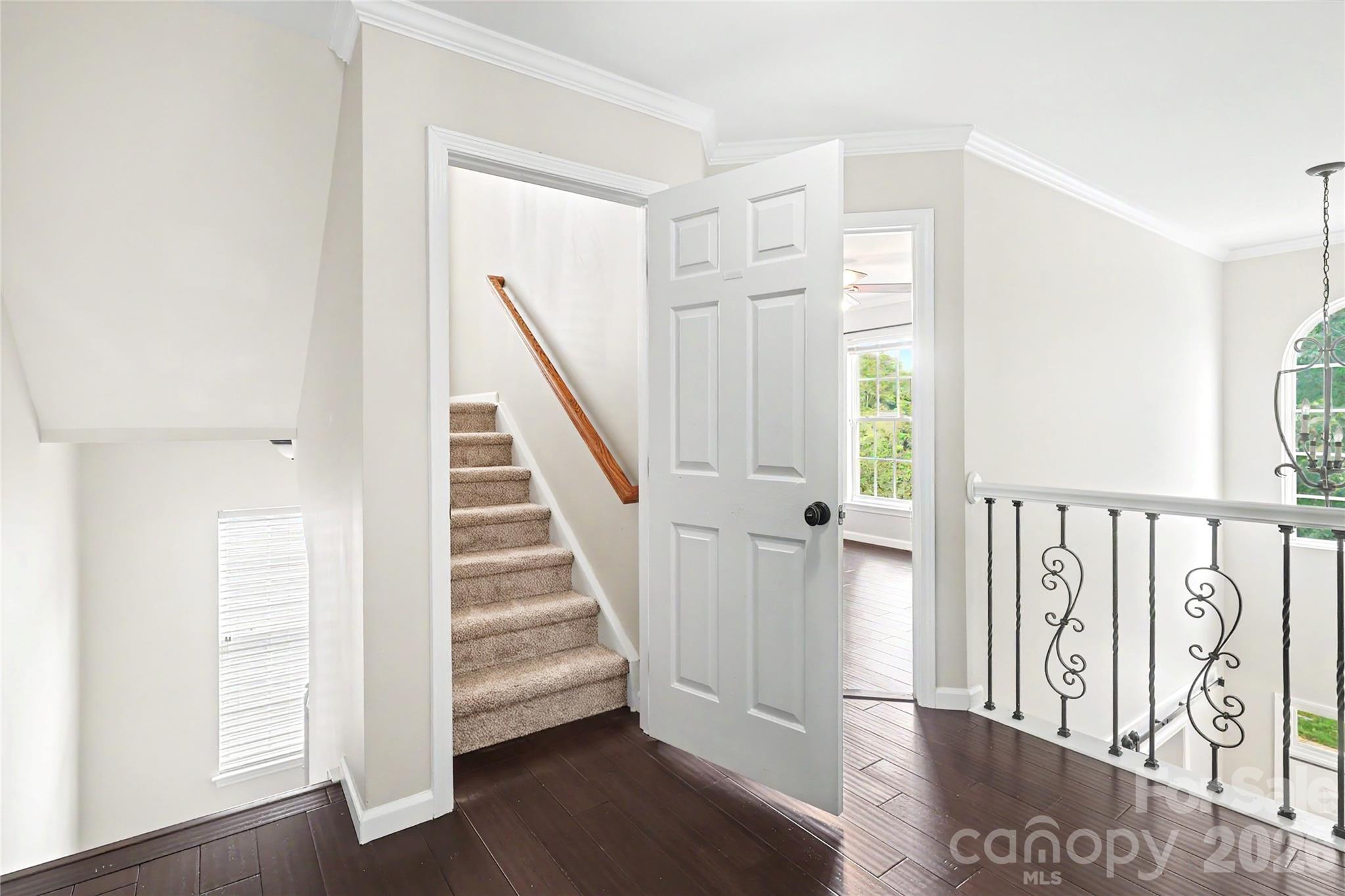 8712 Cool Meadow Drive — Huntersville