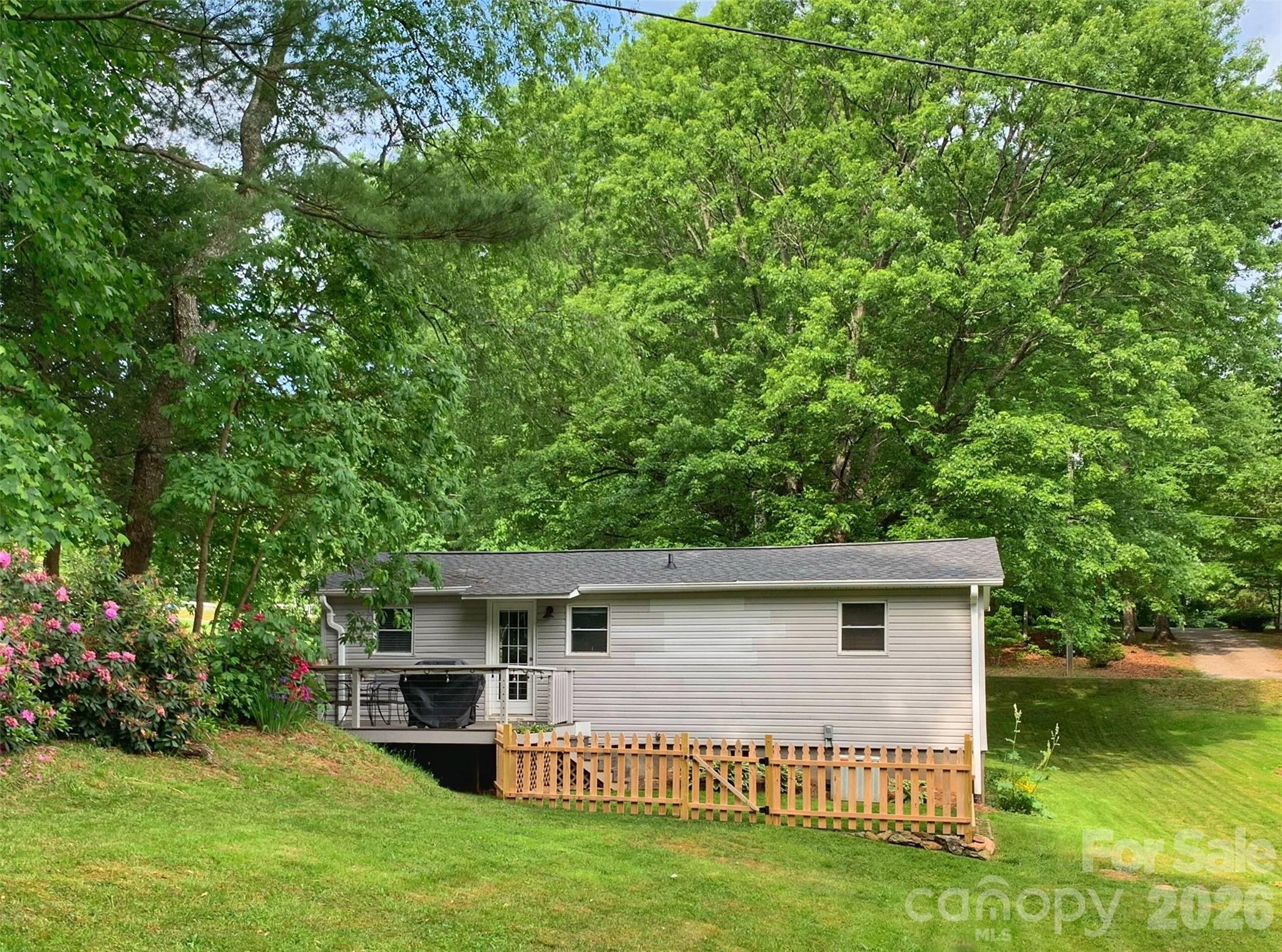 58 McDonald Road — Arden
