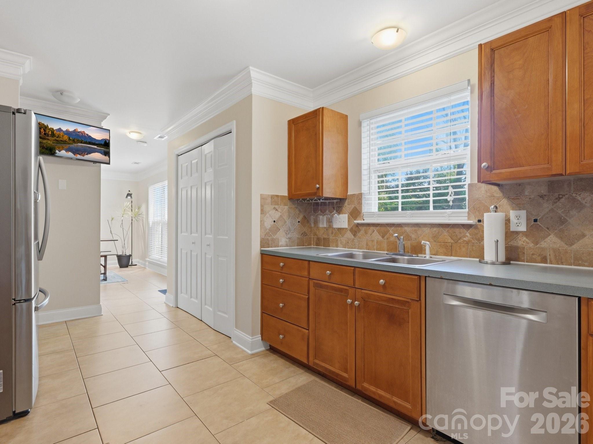 7313 Mapleridge Drive — Charlotte