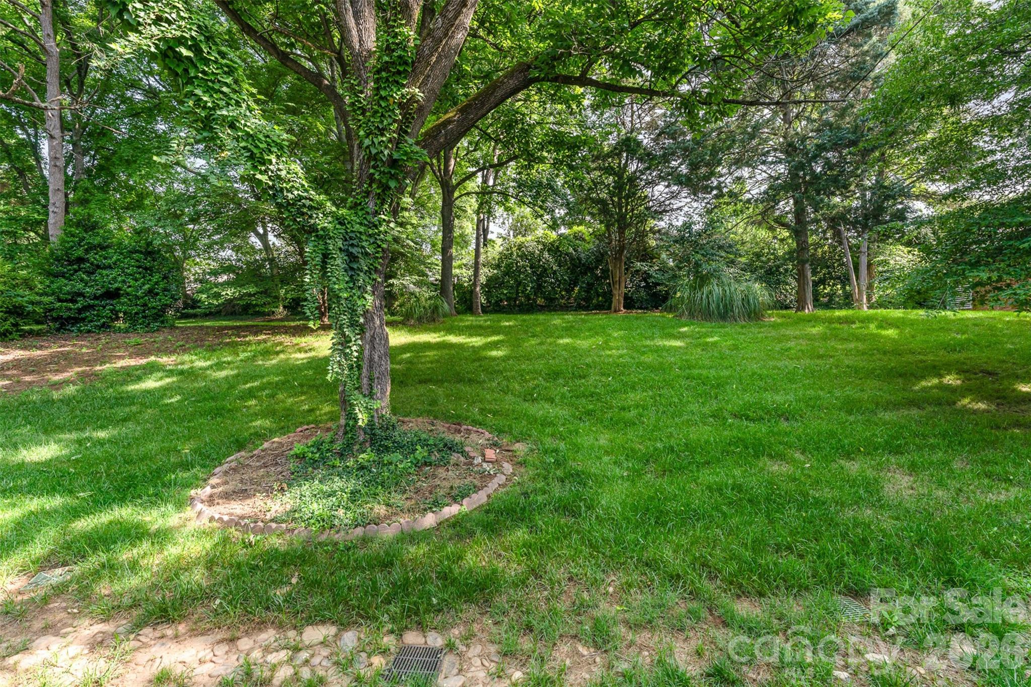 7026 Quail Hill Road — Charlotte