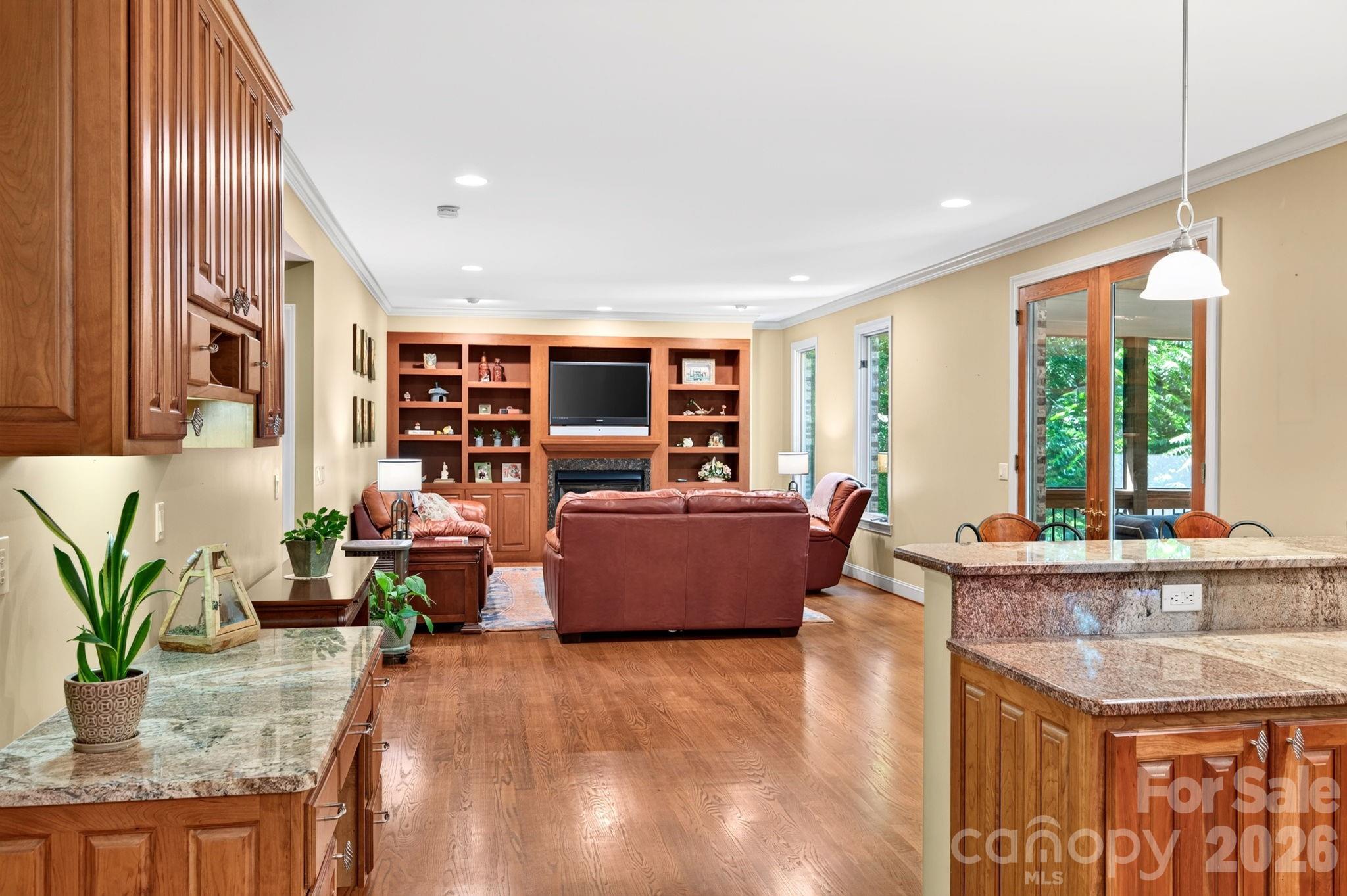 25 Whitaker View Road — Fairview