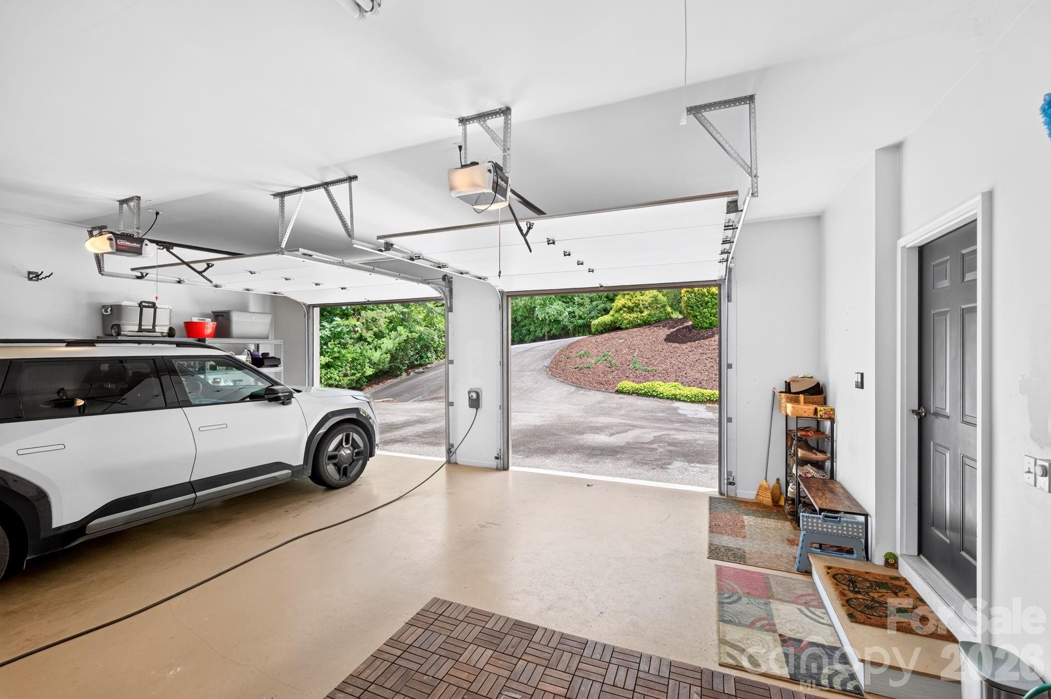 25 Whitaker View Road — Fairview