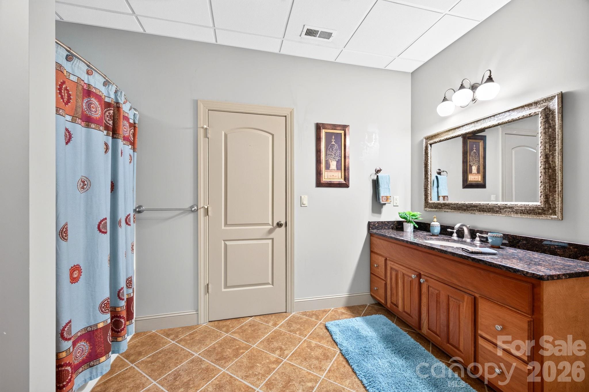 25 Whitaker View Road — Fairview