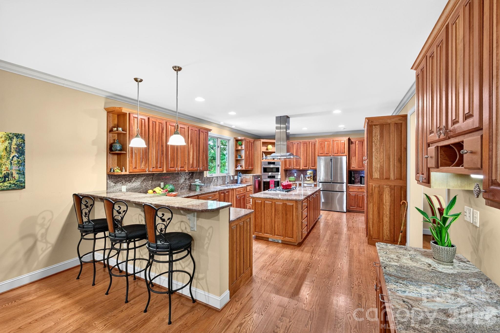 25 Whitaker View Road — Fairview
