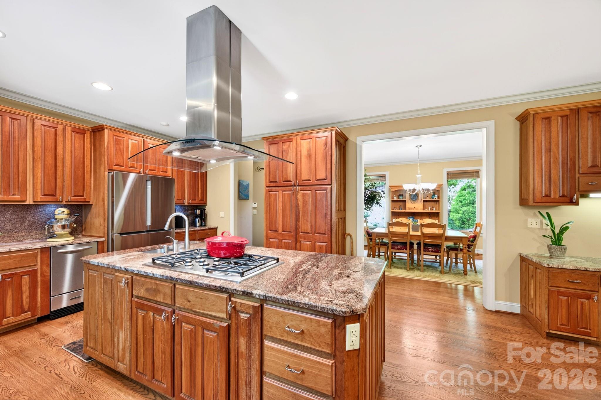 25 Whitaker View Road — Fairview