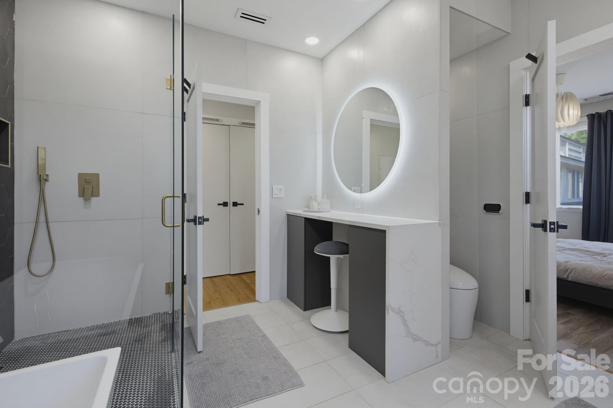 420 Queens Road #10 — Charlotte