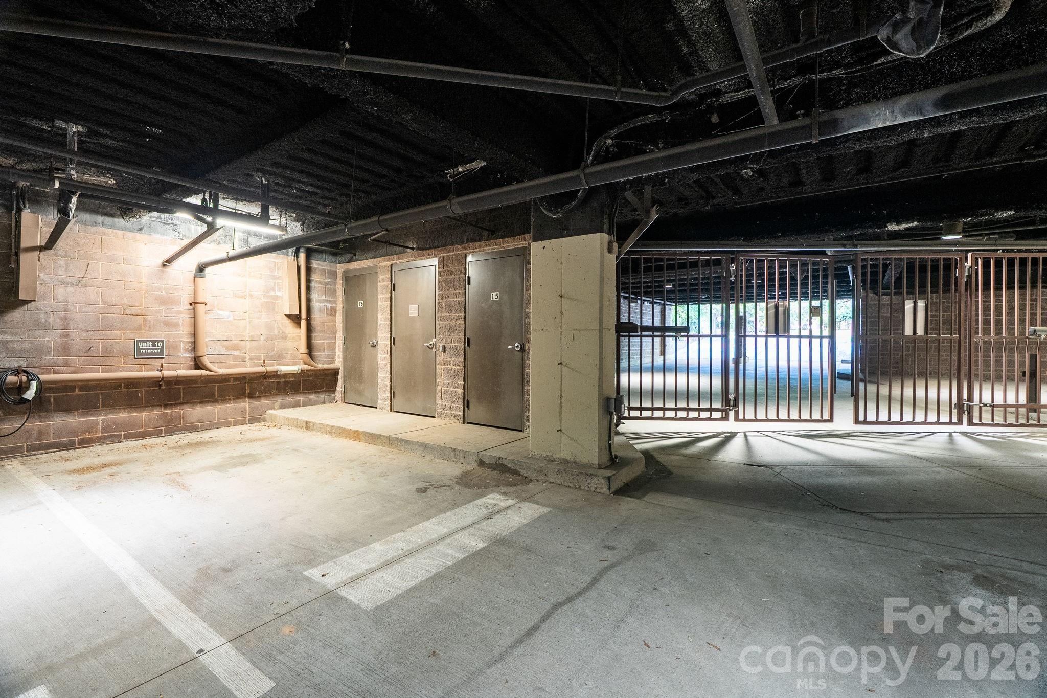 420 Queens Road #10 — Charlotte