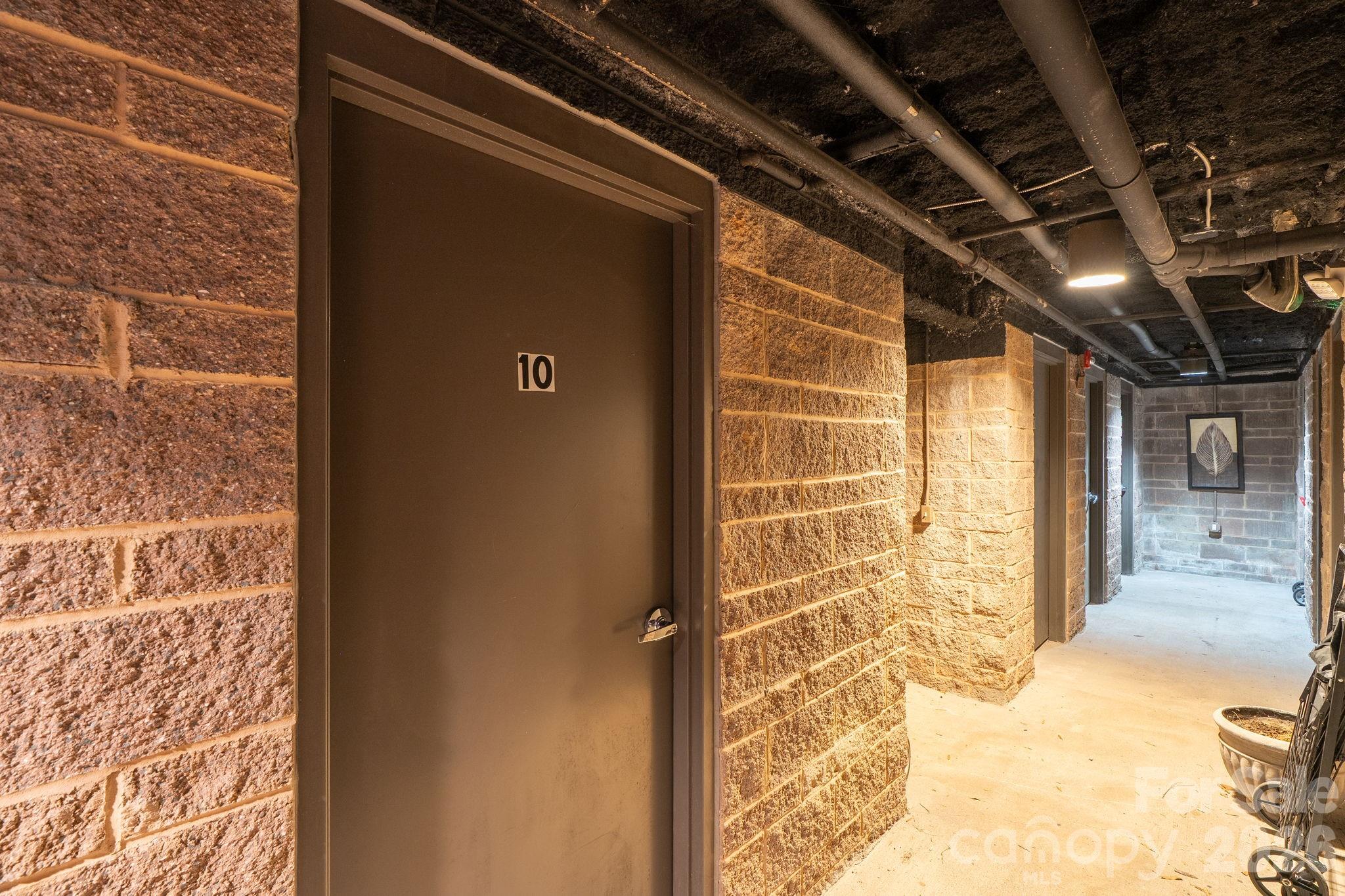420 Queens Road #10 — Charlotte
