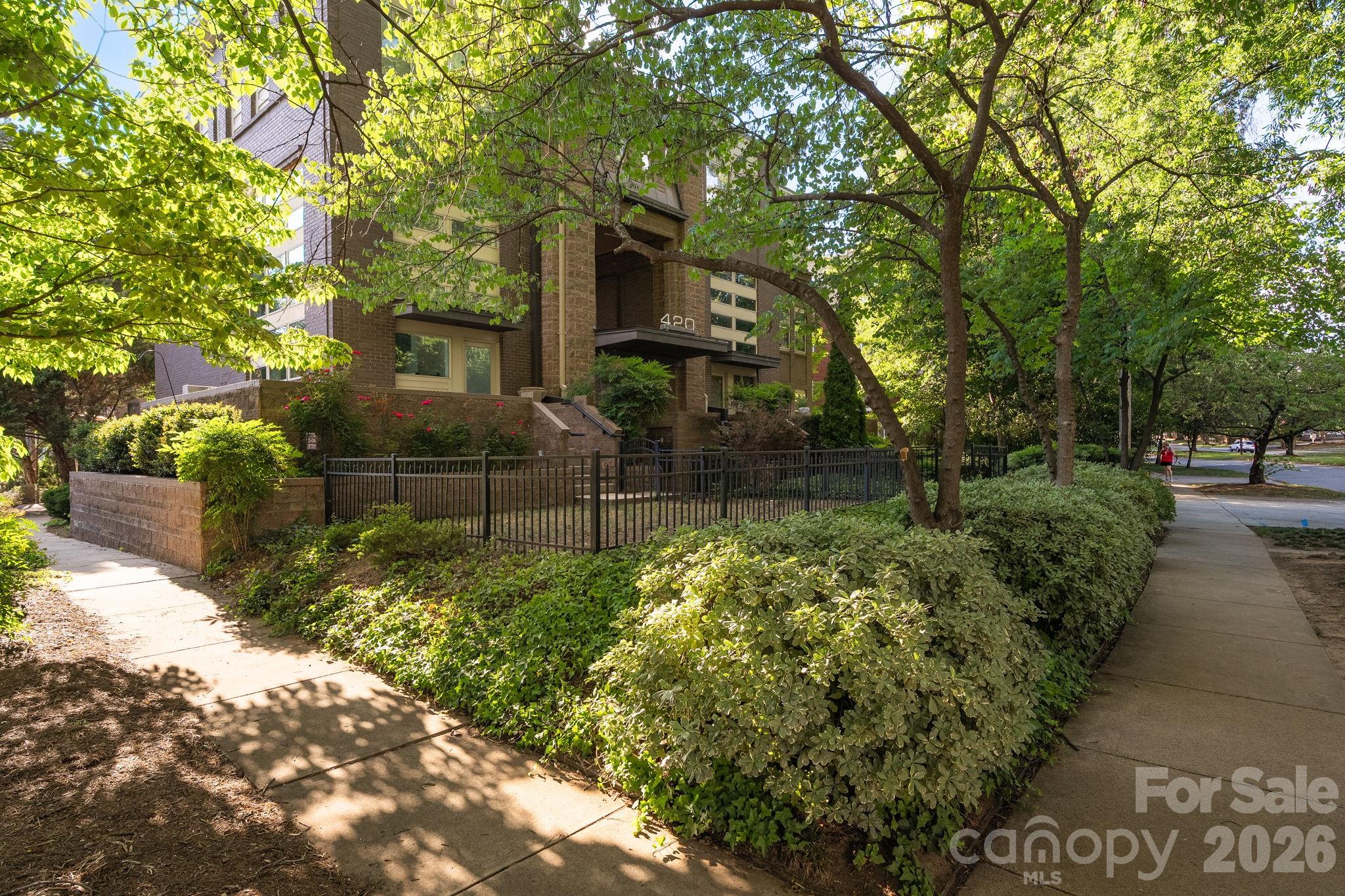 420 Queens Road #10 — Charlotte