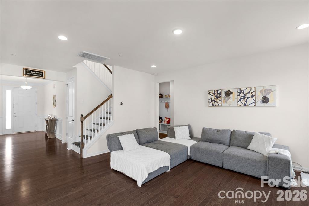 930 Parkland Place NW — Concord