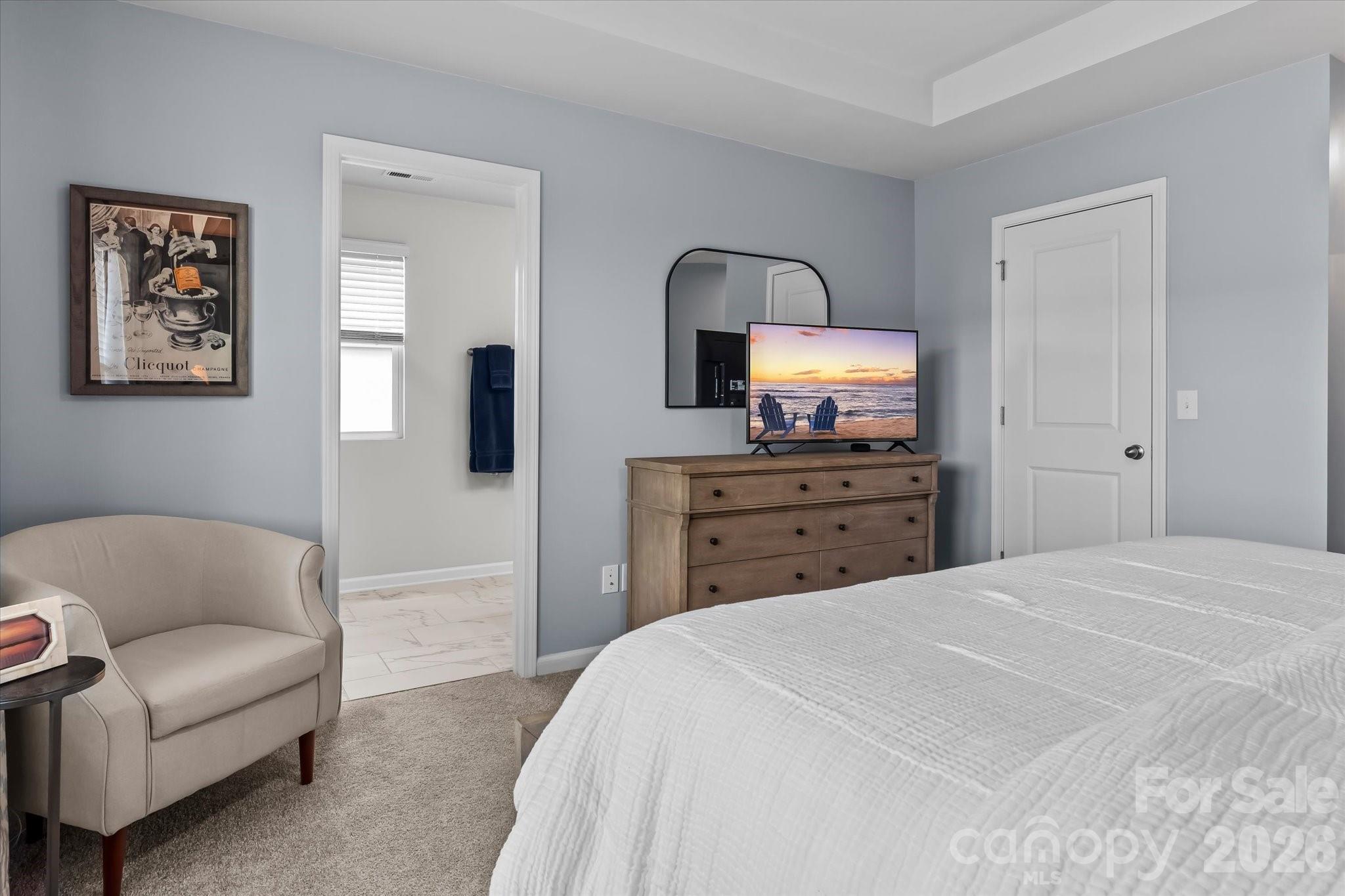 8122 Downy Oak Lane — Charlotte