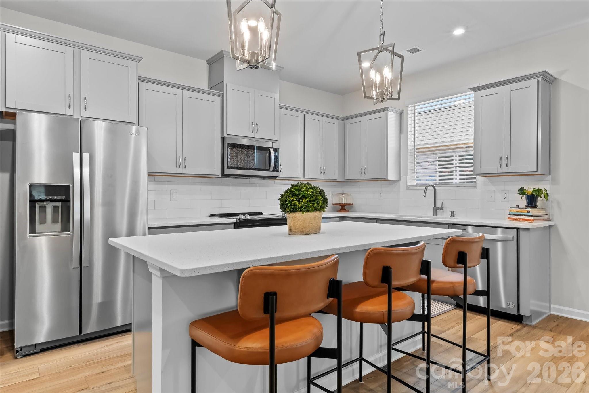 8122 Downy Oak Lane — Charlotte