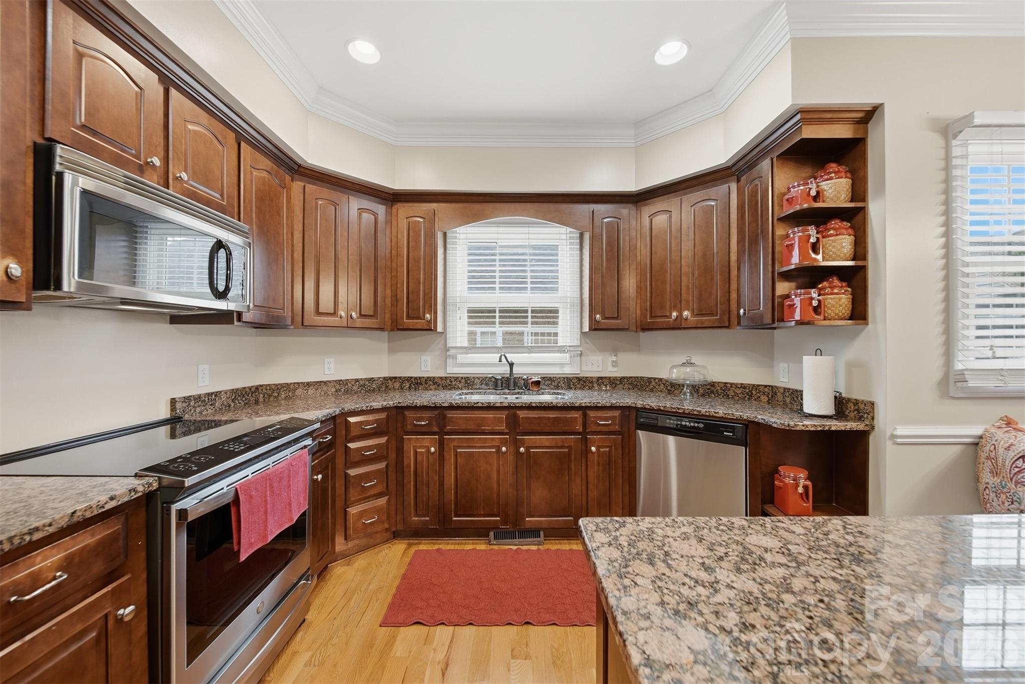 1710 30th Avenue Drive NE — Hickory