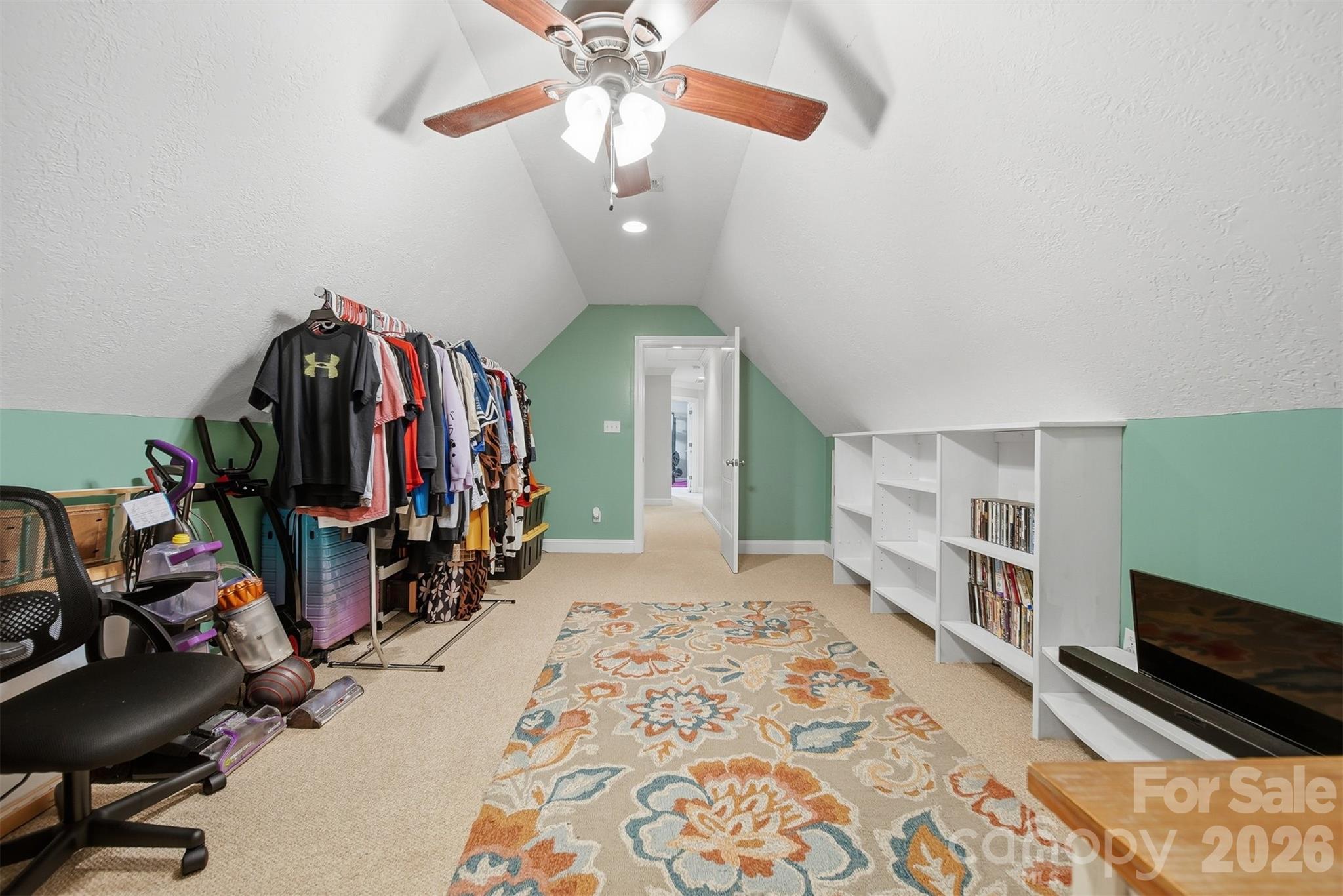 1710 30th Avenue Drive NE — Hickory