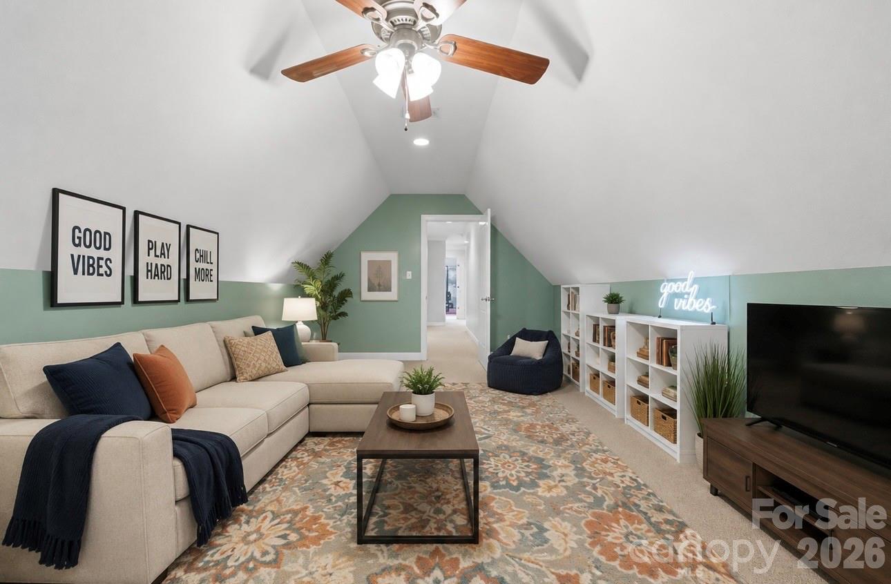 1710 30th Avenue Drive NE — Hickory