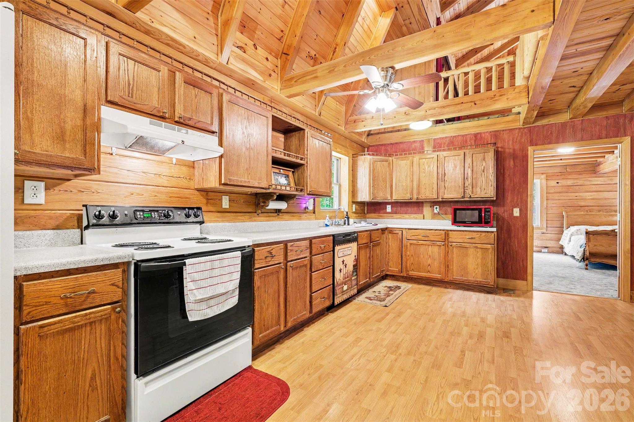 6328 Four Knights Lane — Clover