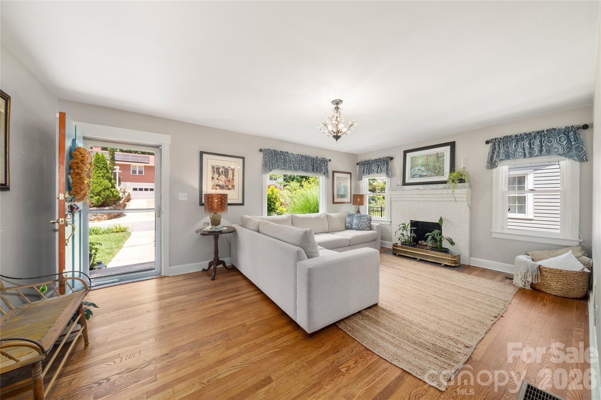 43 Morris Street — Asheville
