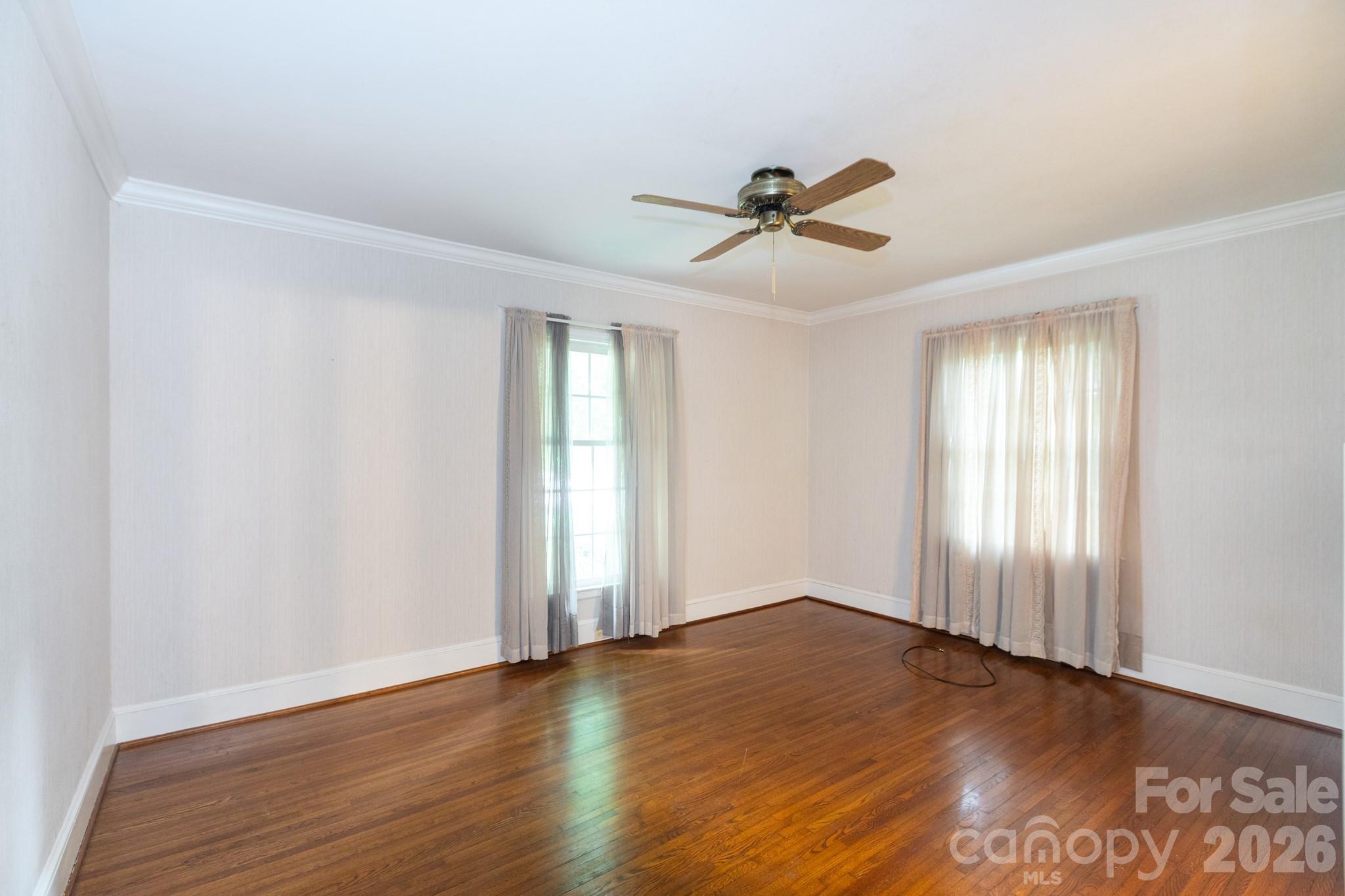 5511 Robinhood Road — Charlotte
