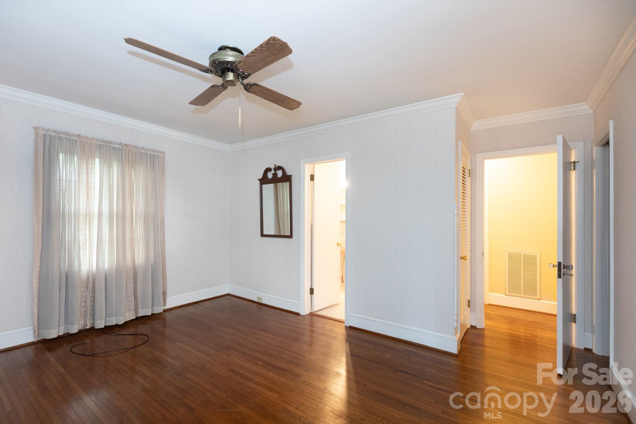 5511 Robinhood Road — Charlotte