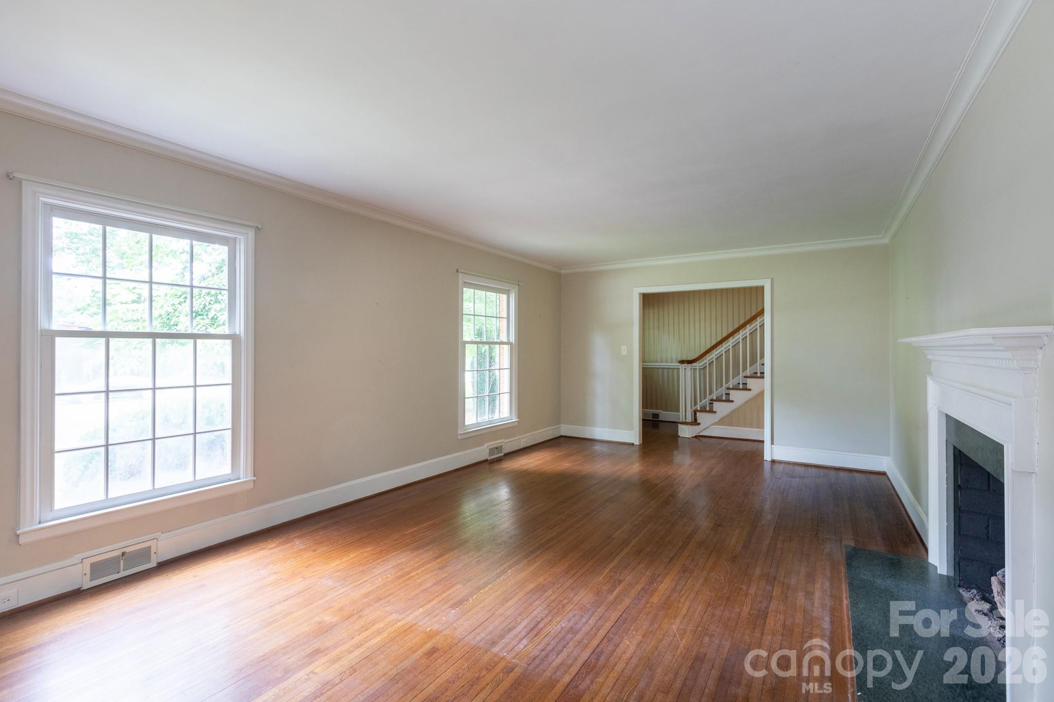5511 Robinhood Road — Charlotte