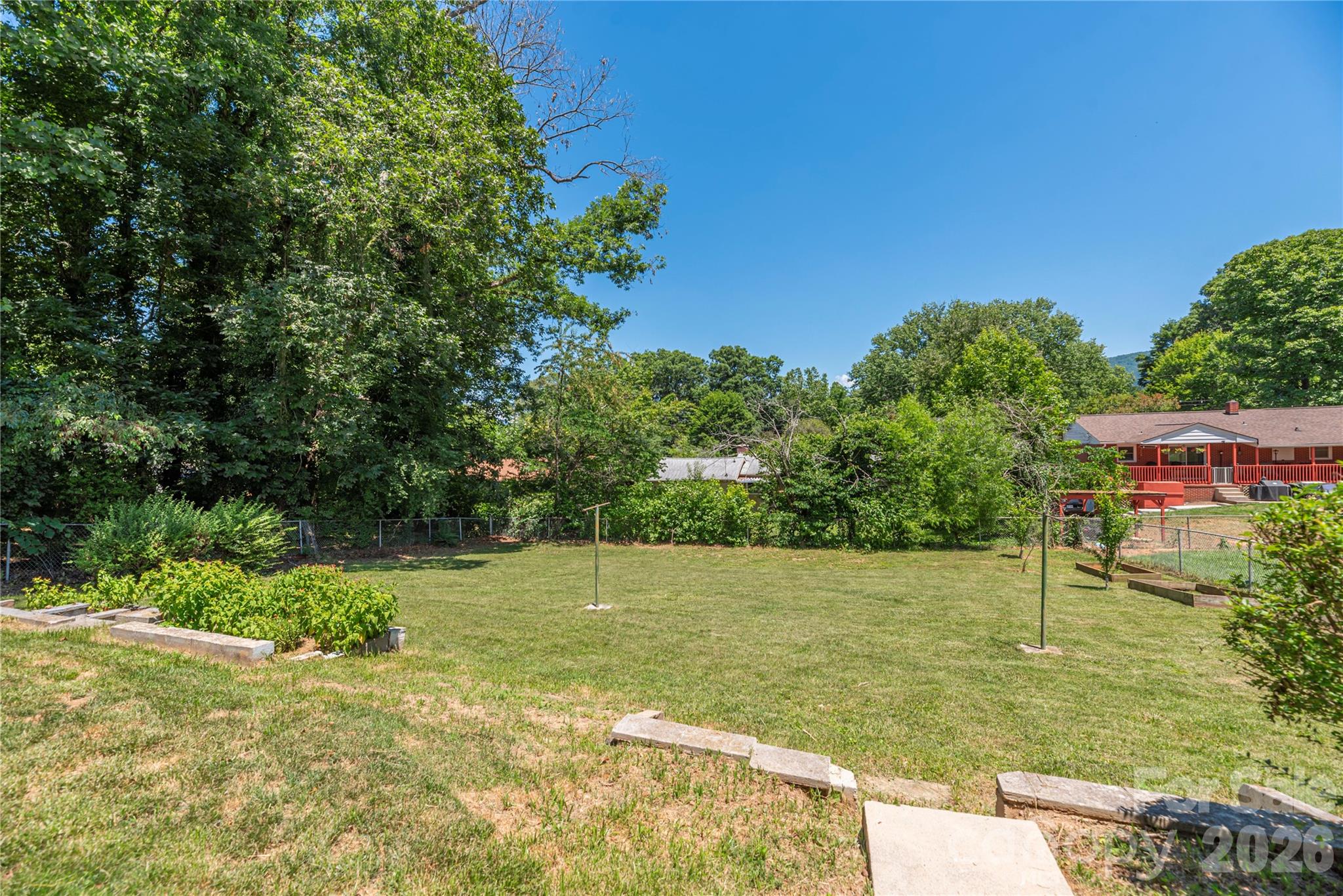 16 Oteen Church Road — Asheville