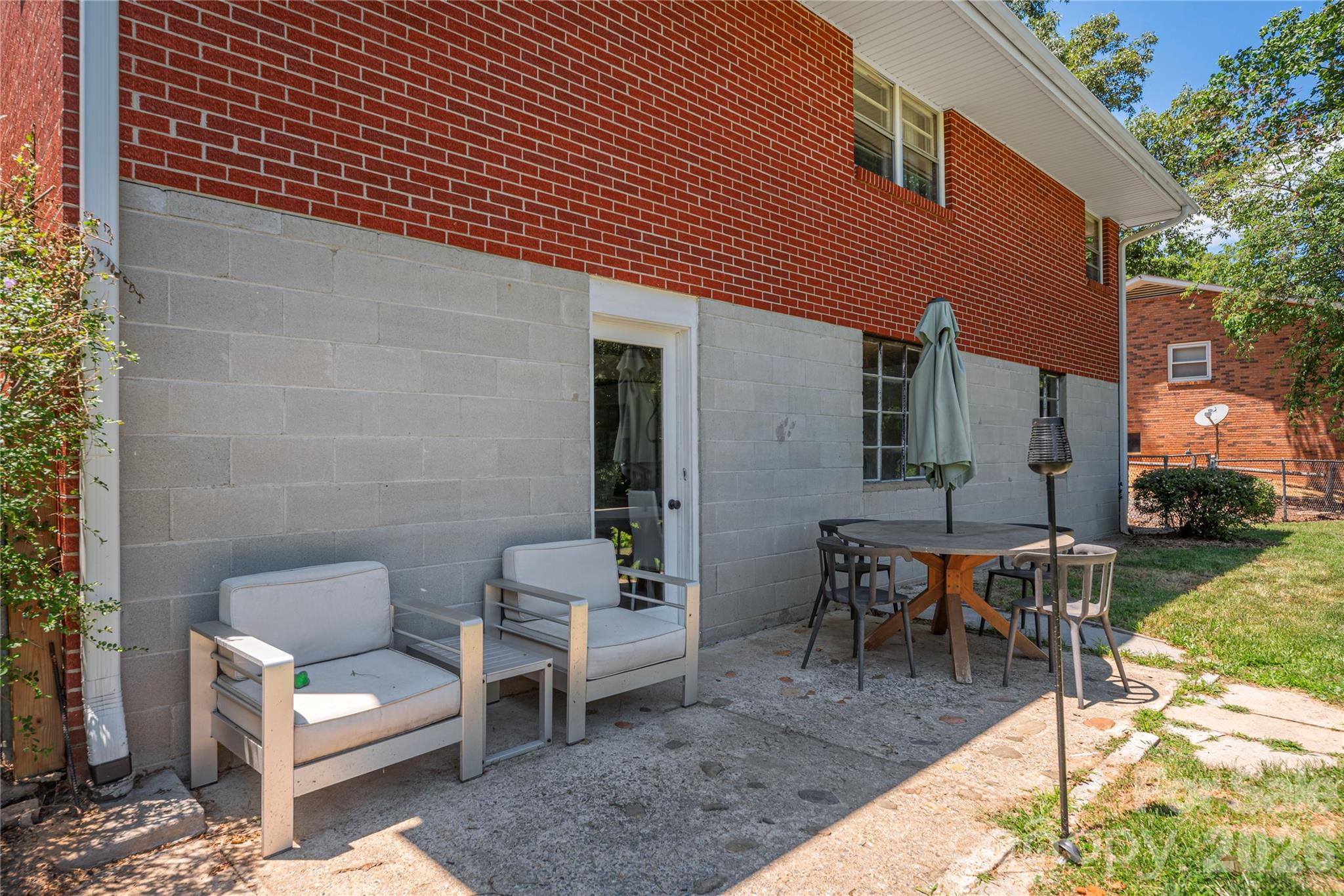 16 Oteen Church Road — Asheville